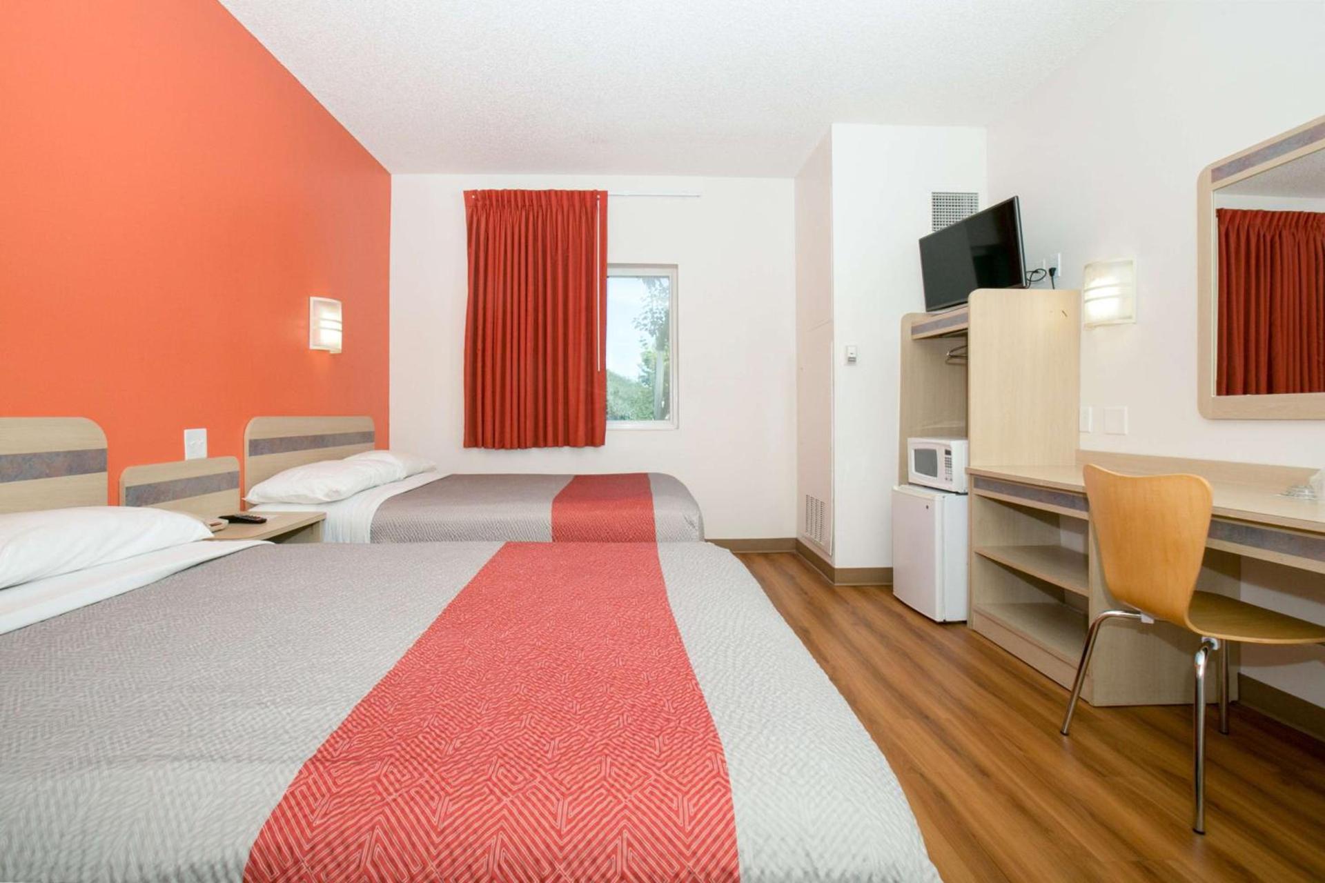 Motel 6-Brooklyn Center, MN - Minneapolis photo 59