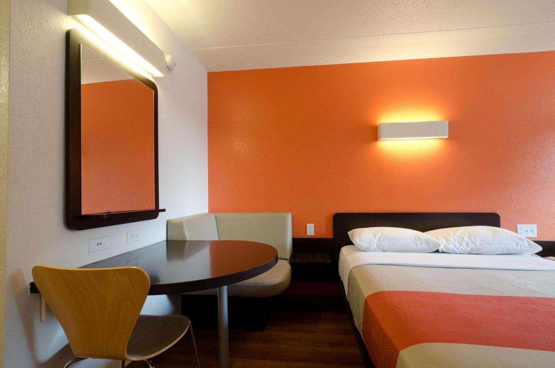 Motel 6-Gaithersburg, DC - Washington photo 39