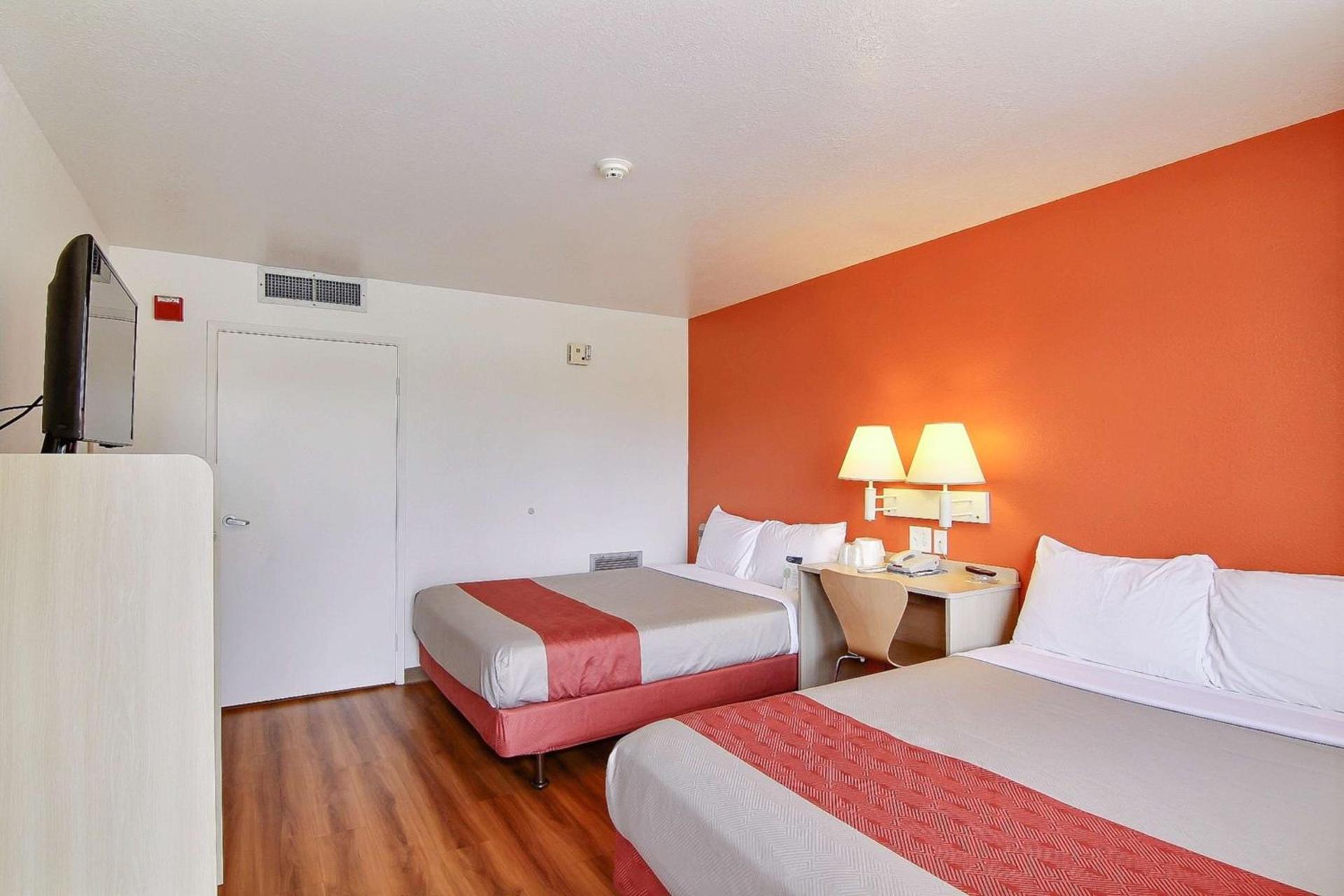 Motel 6-Lompoc, CA photo 28