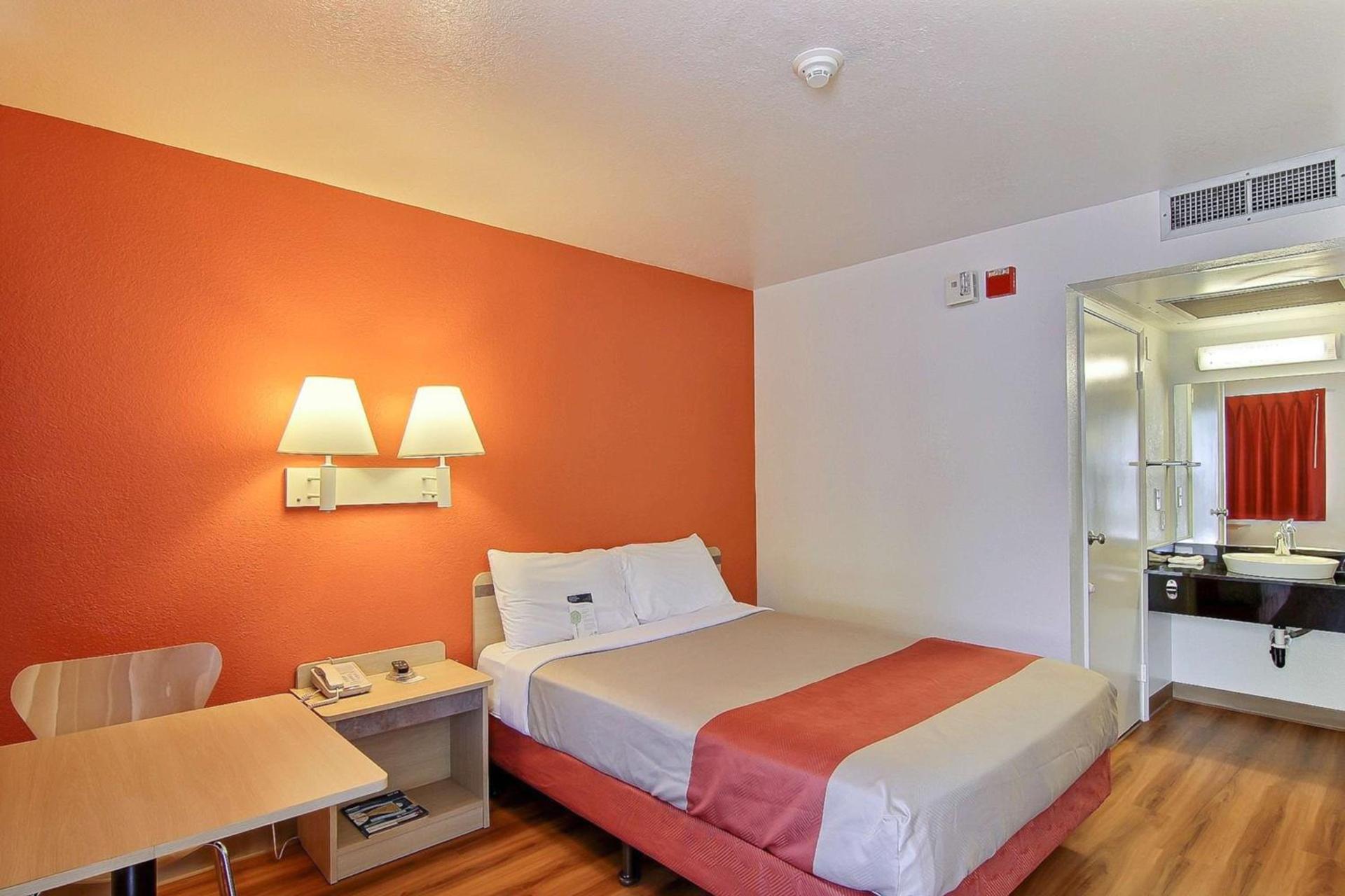Motel 6-Lompoc, CA photo 33
