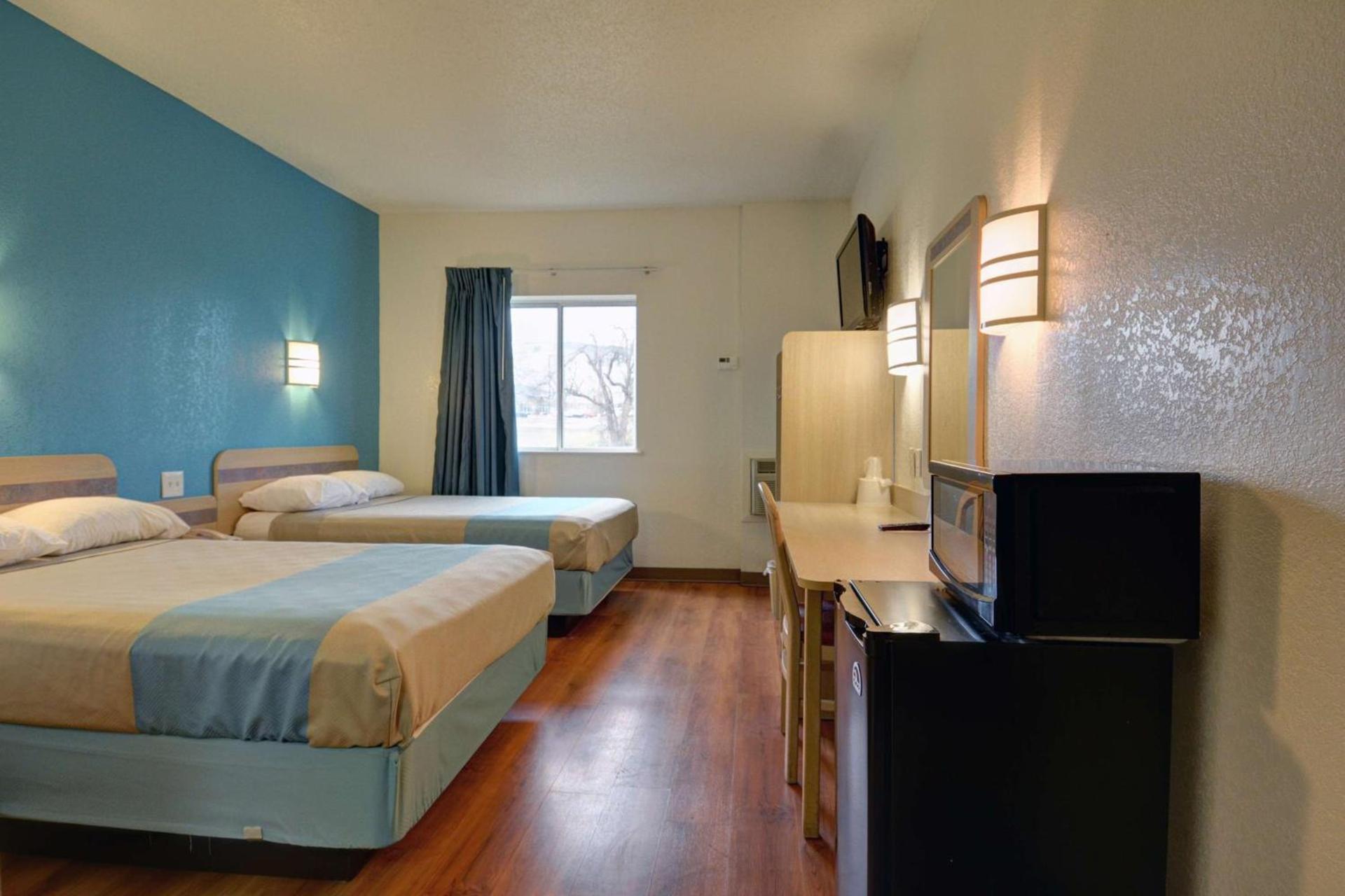 Motel 6-Denison, TX photo 26