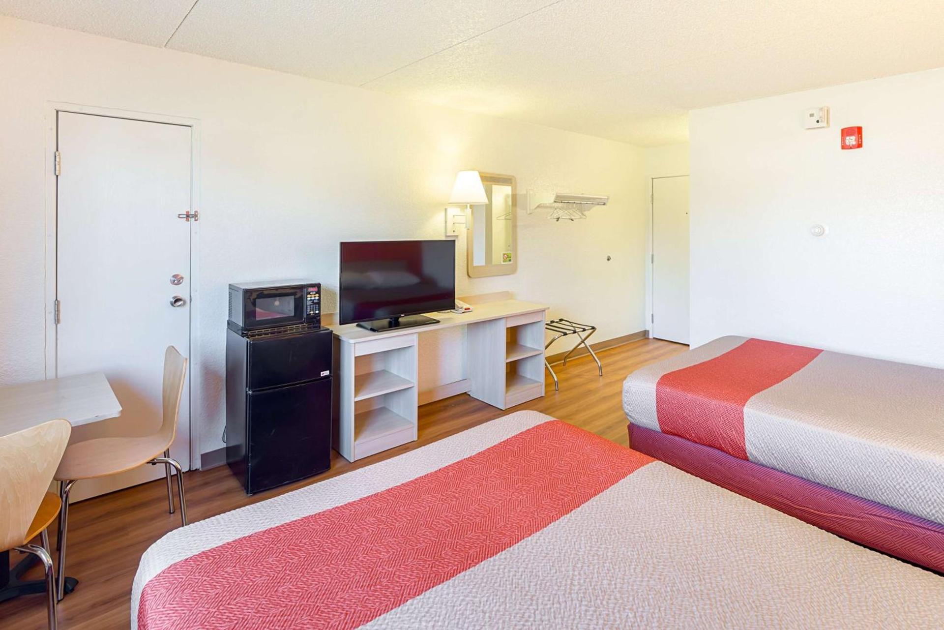 Motel 6-Spokane, WA - East photo 41
