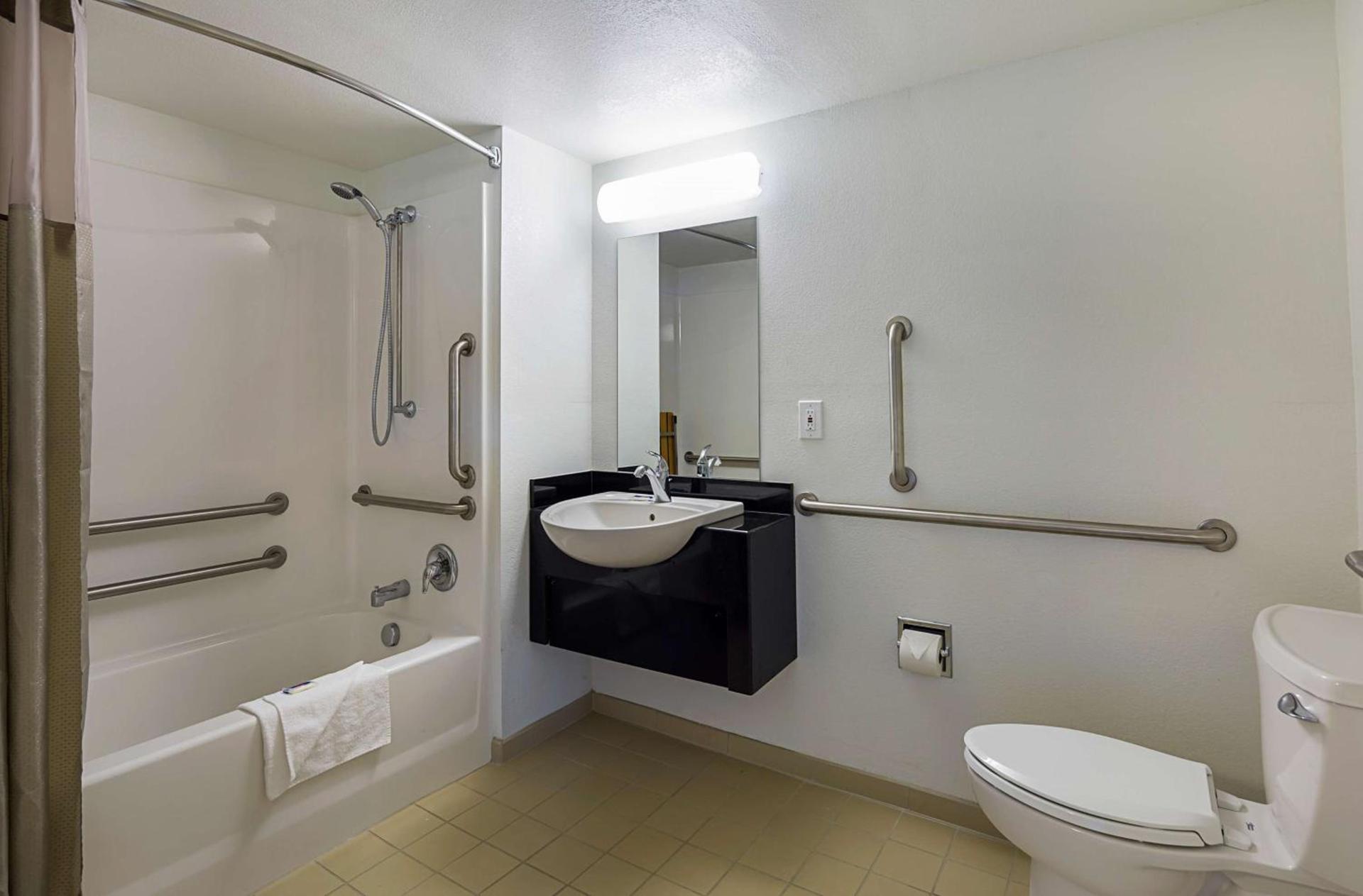 Motel 6-Spokane, WA - East photo 52