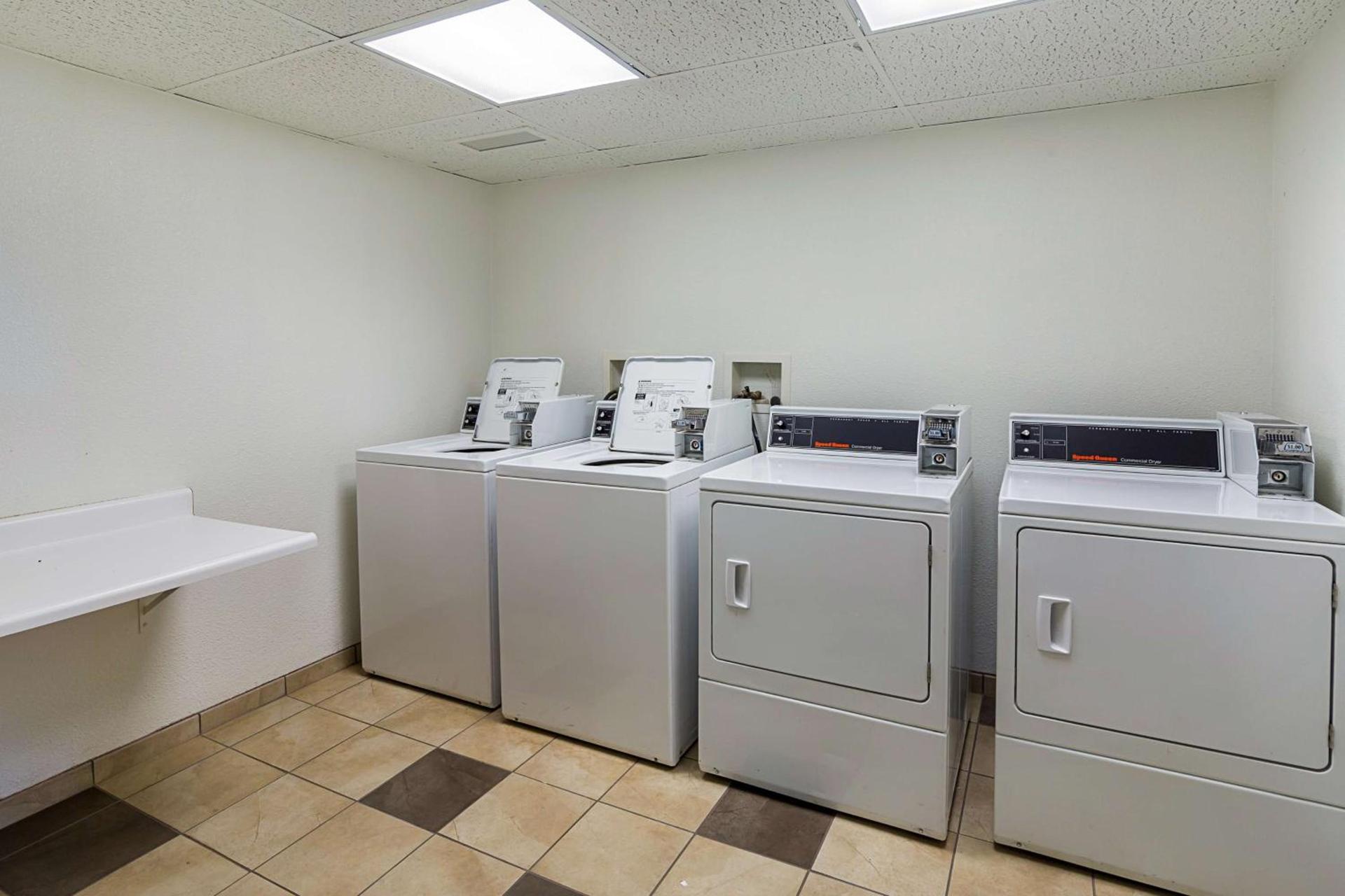 Motel 6-Spokane, WA - East photo 54