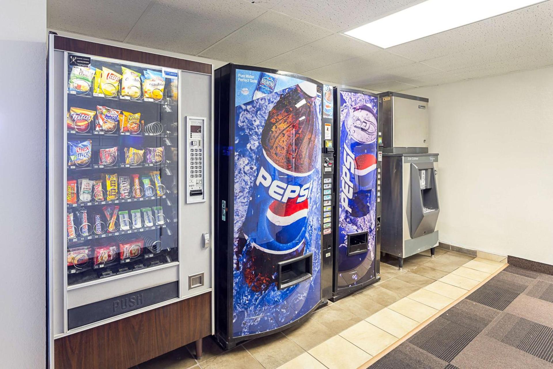 Motel 6-Spokane, WA - East photo 57