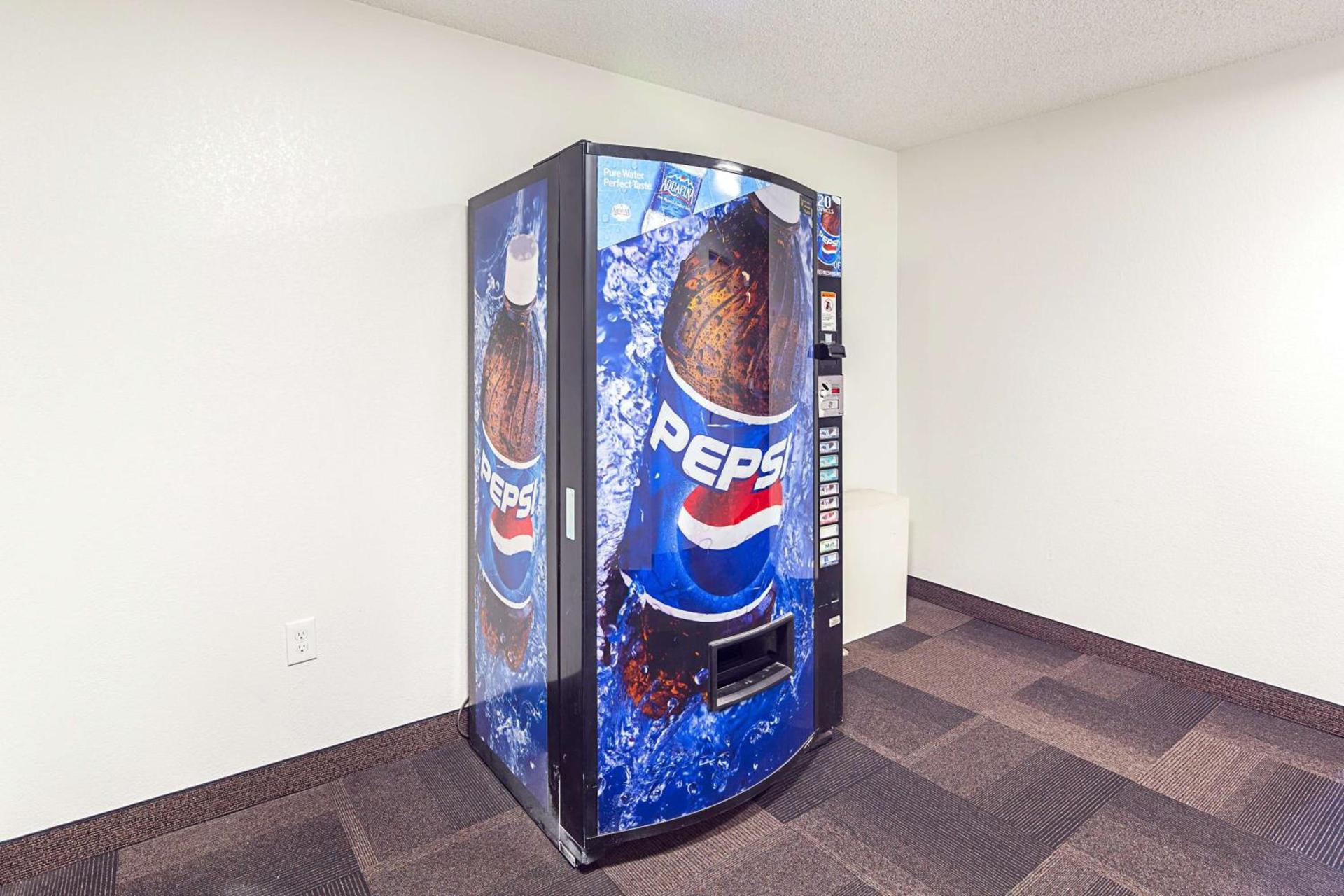 Motel 6-Spokane, WA - East photo 58