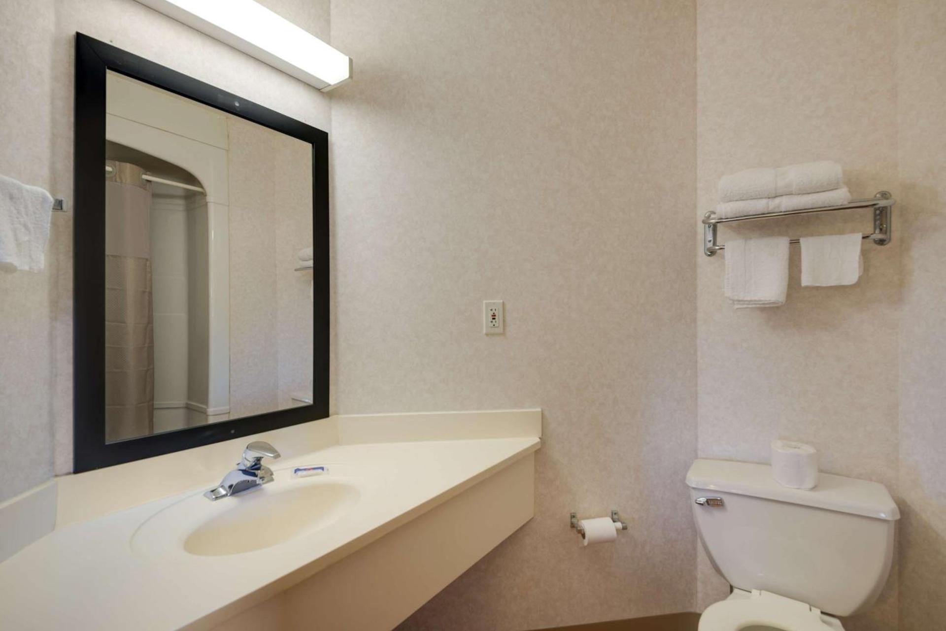 Motel 6-Statesville, NC photo 39