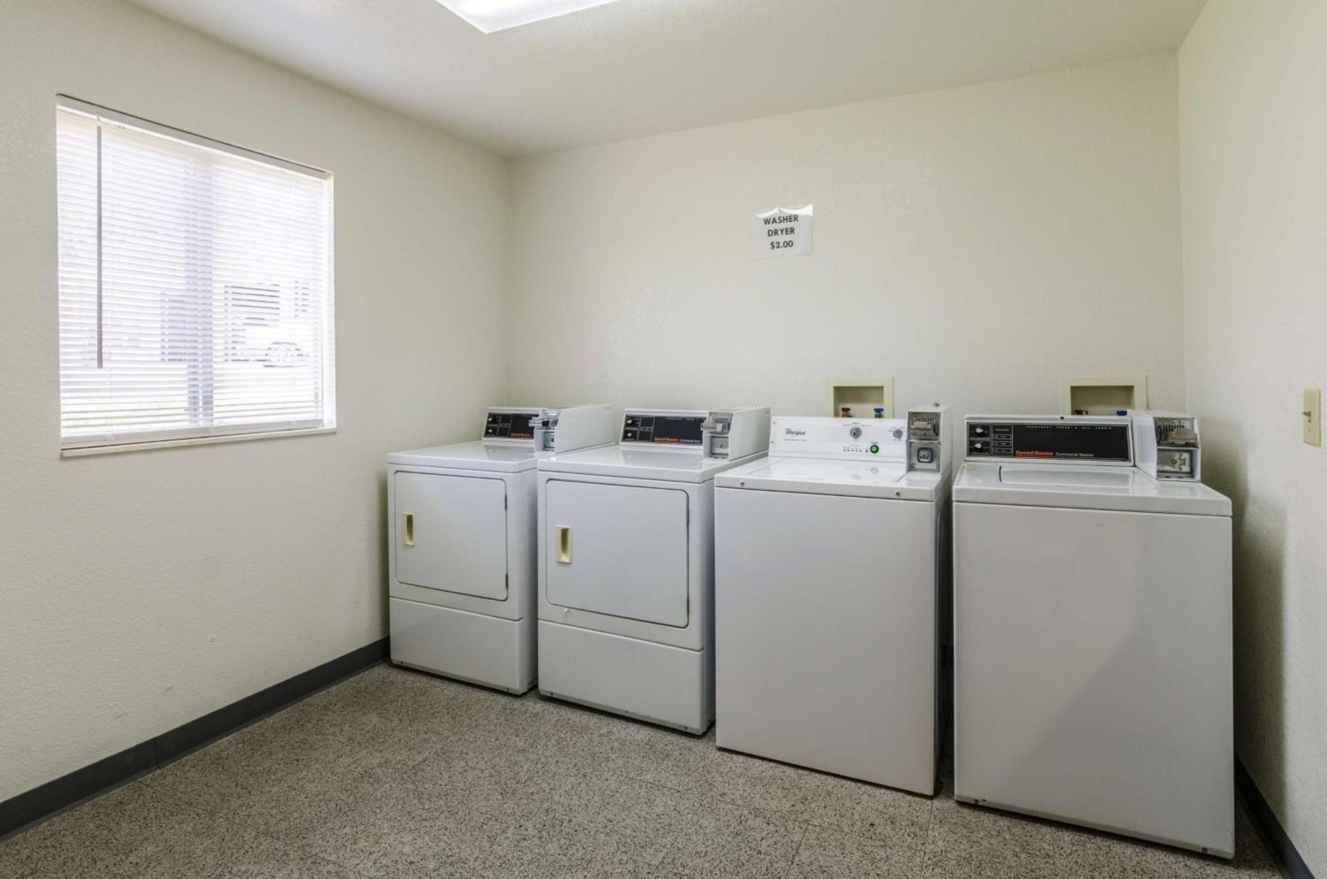 Motel 6-Bristol, VA photo 43