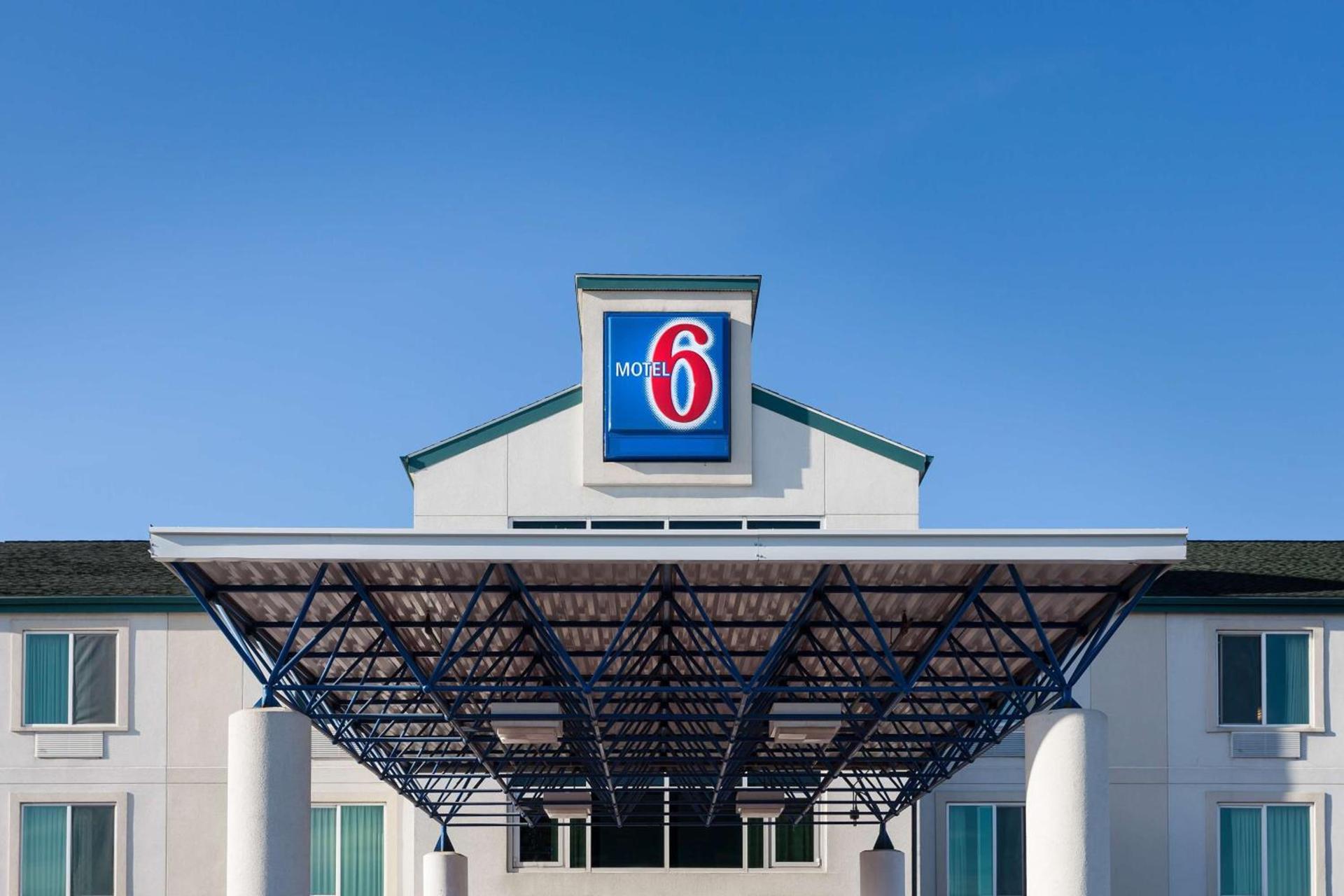 Motel 6-Anchorage, AK - Midtown photo 29