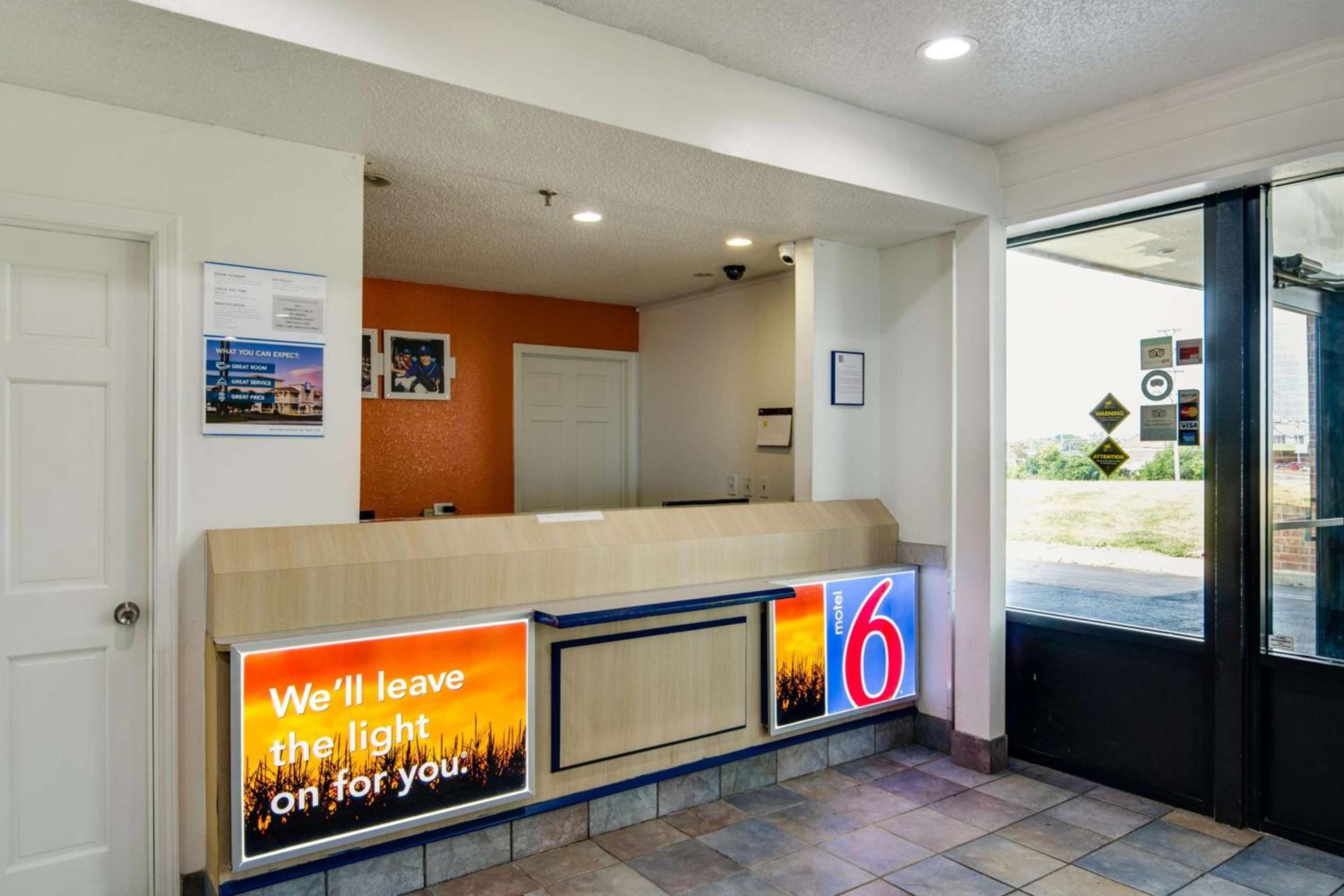 Motel 6-Waukegan, IL photo 54