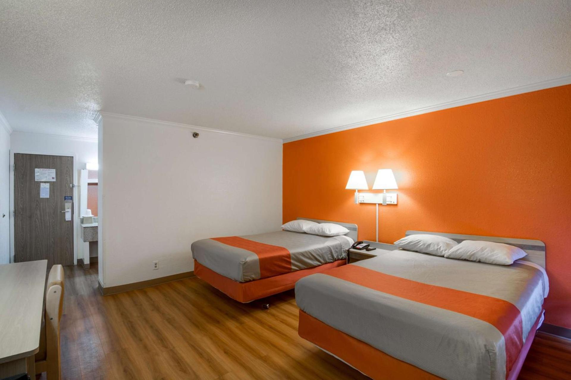 Motel 6-Waukegan, IL photo 45