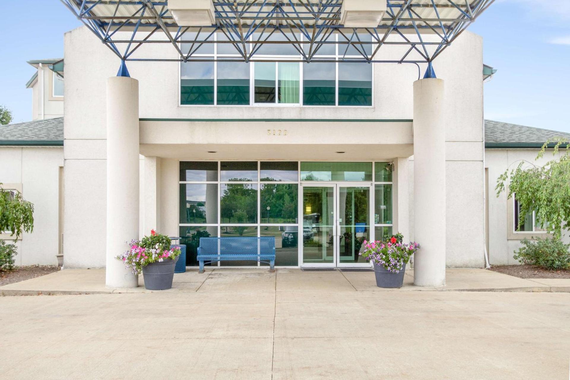 Motel 6-Medina, OH - Cleveland photo 47