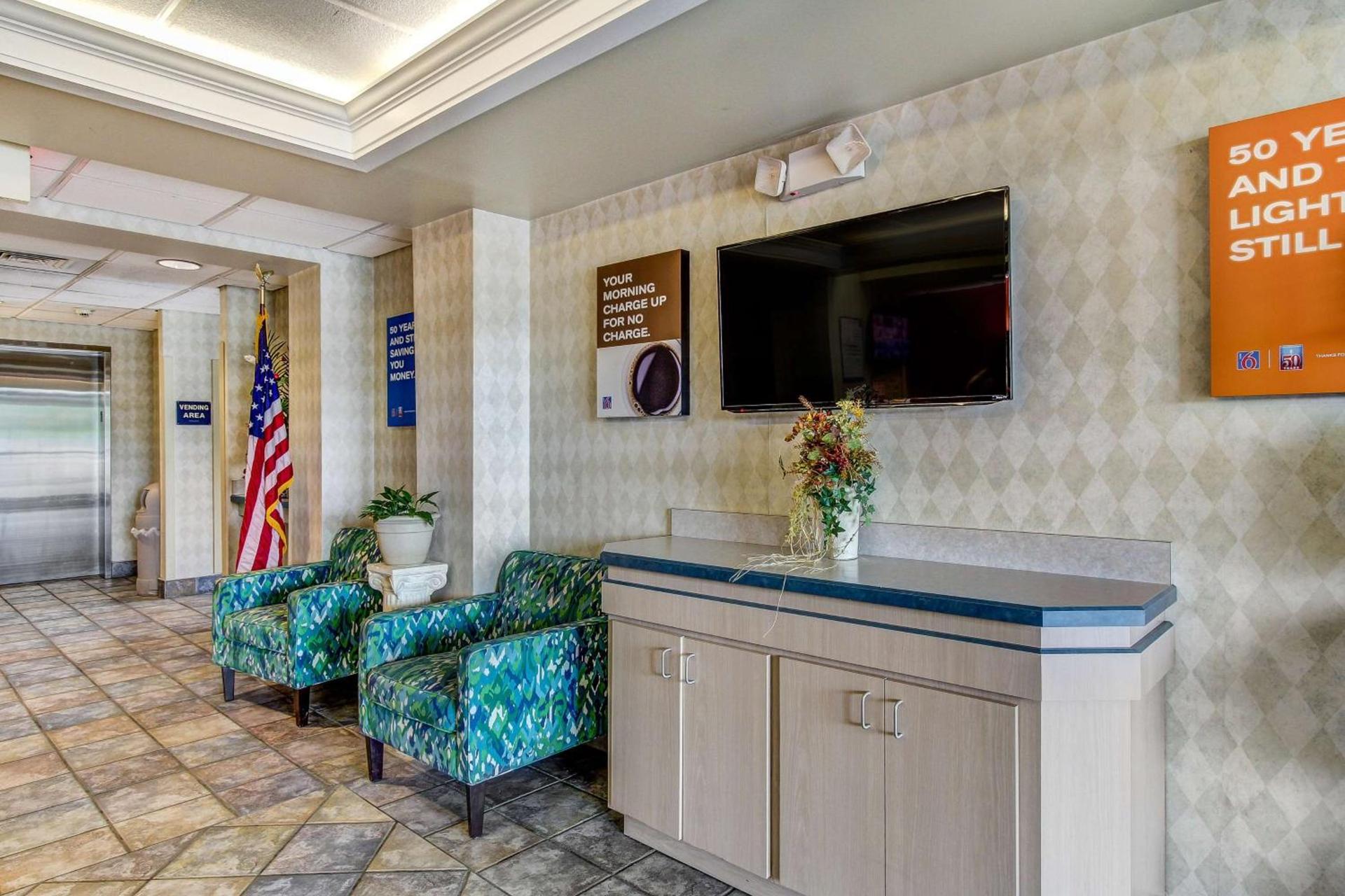 Motel 6-Medina, OH - Cleveland photo 41