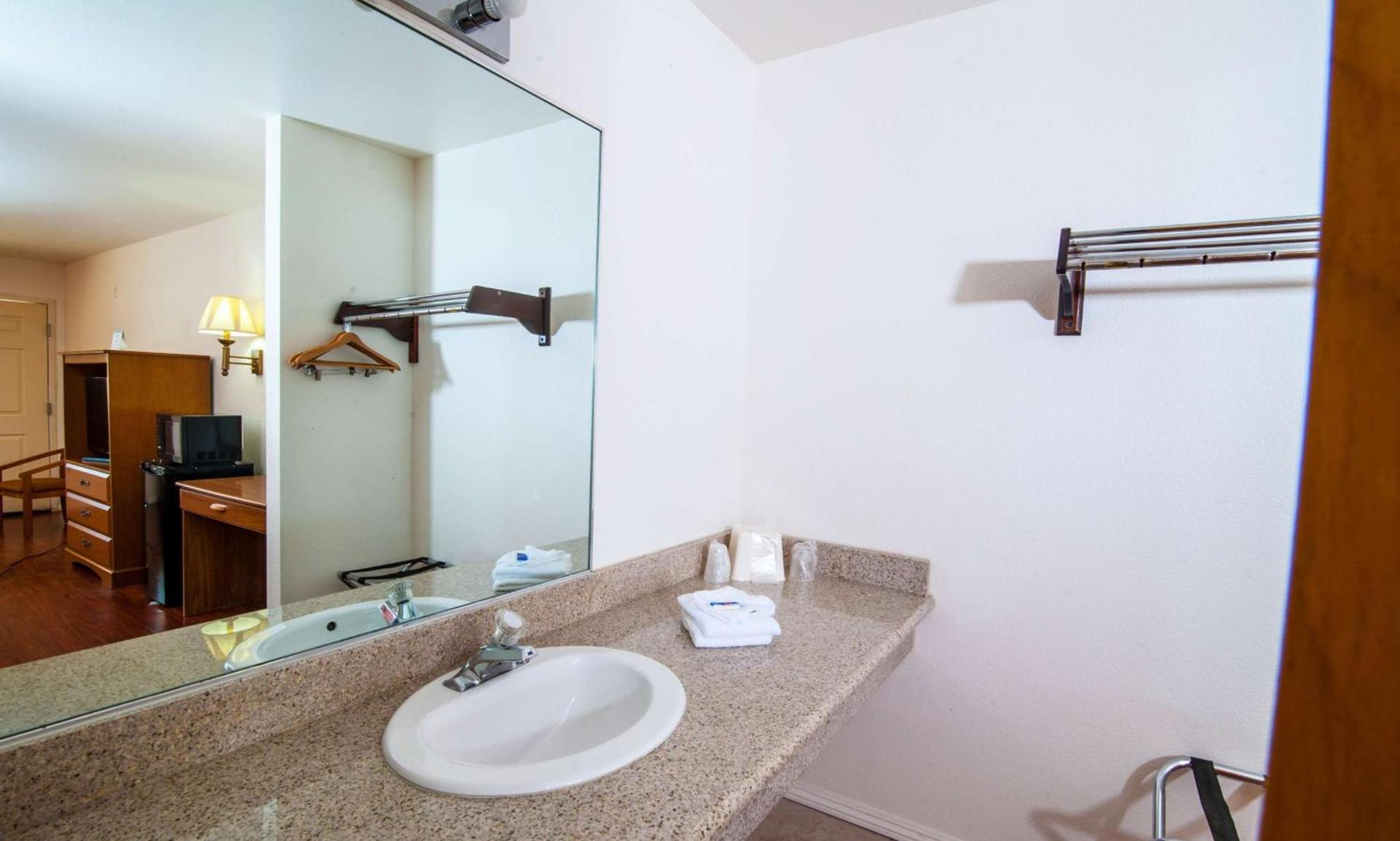 Motel 6-Santa Nella, CA - Los Banos photo 55