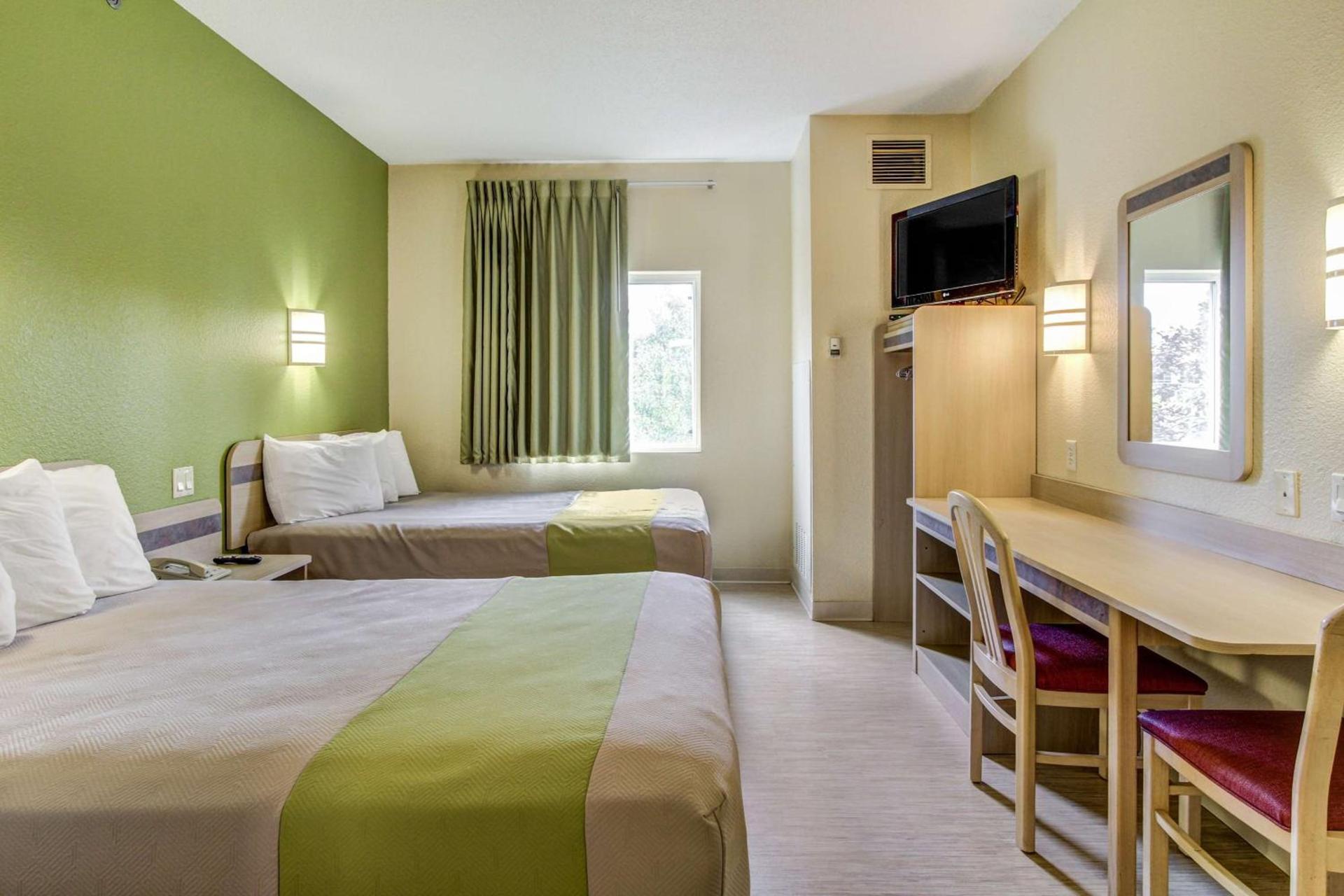 Motel 6-Medina, OH - Cleveland photo 37