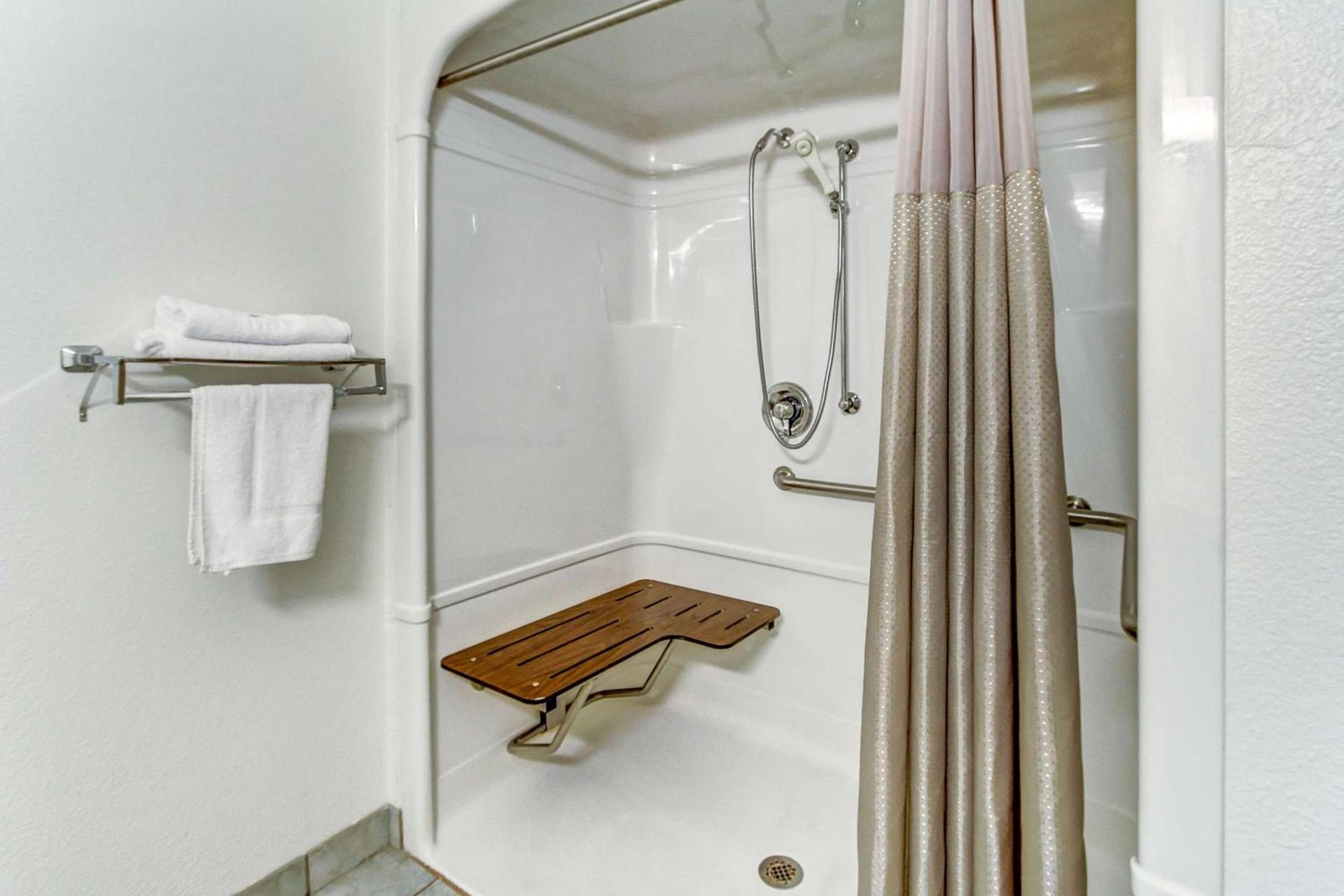 Motel 6-Medina, OH - Cleveland photo 30