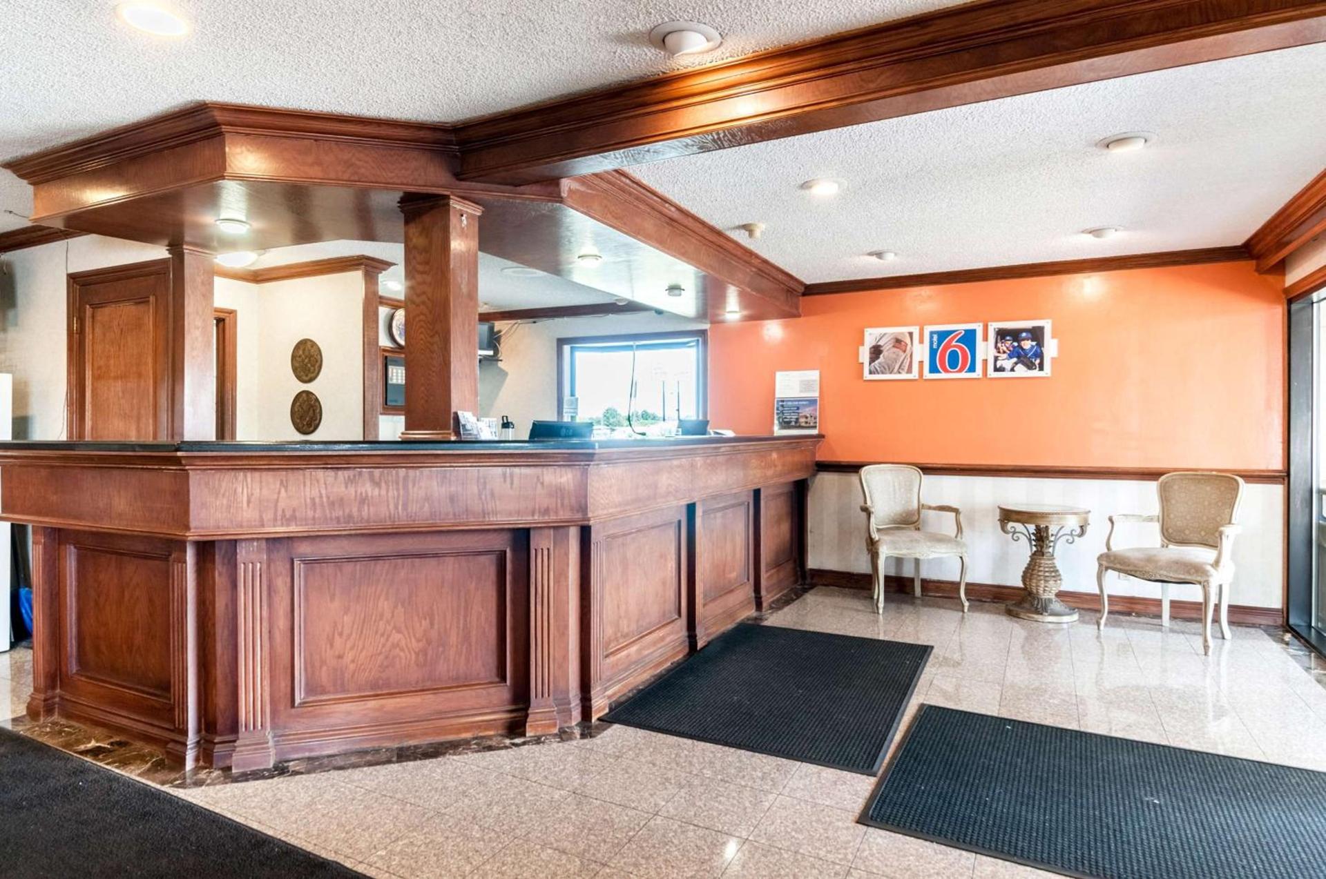 Motel 6-Southgate, MI - Detroit photo 84