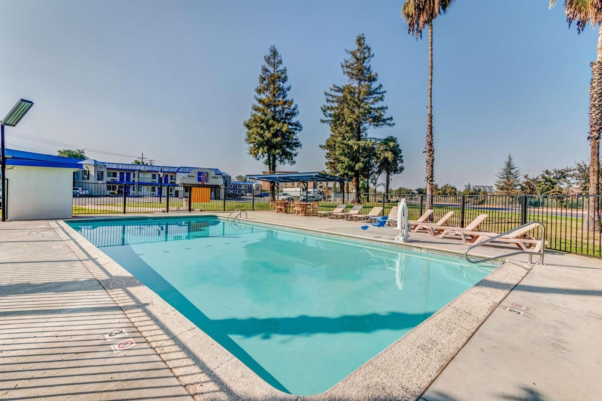 Motel 6-Visalia, CA photo 50