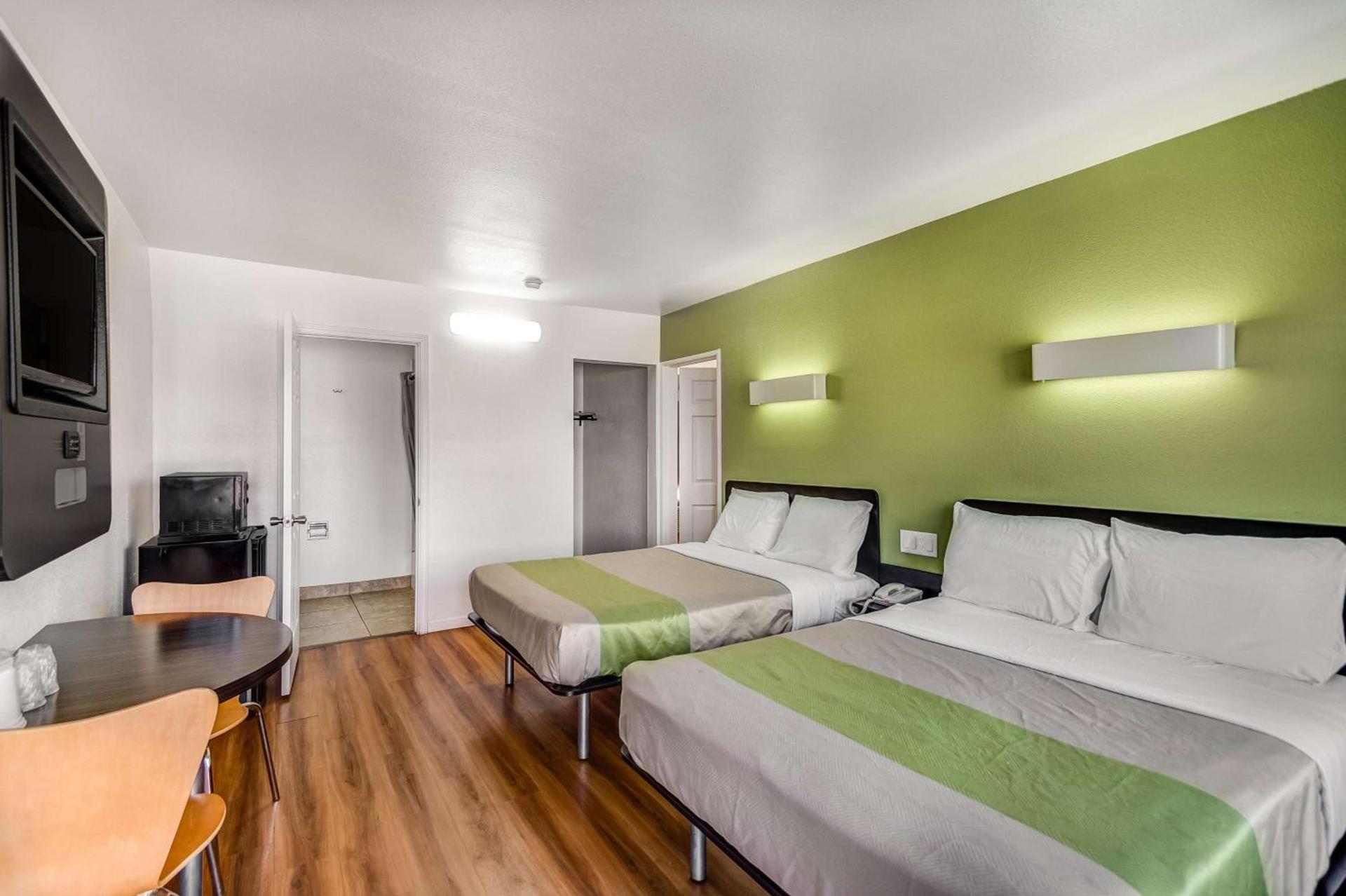 Motel 6-Visalia, CA photo 46
