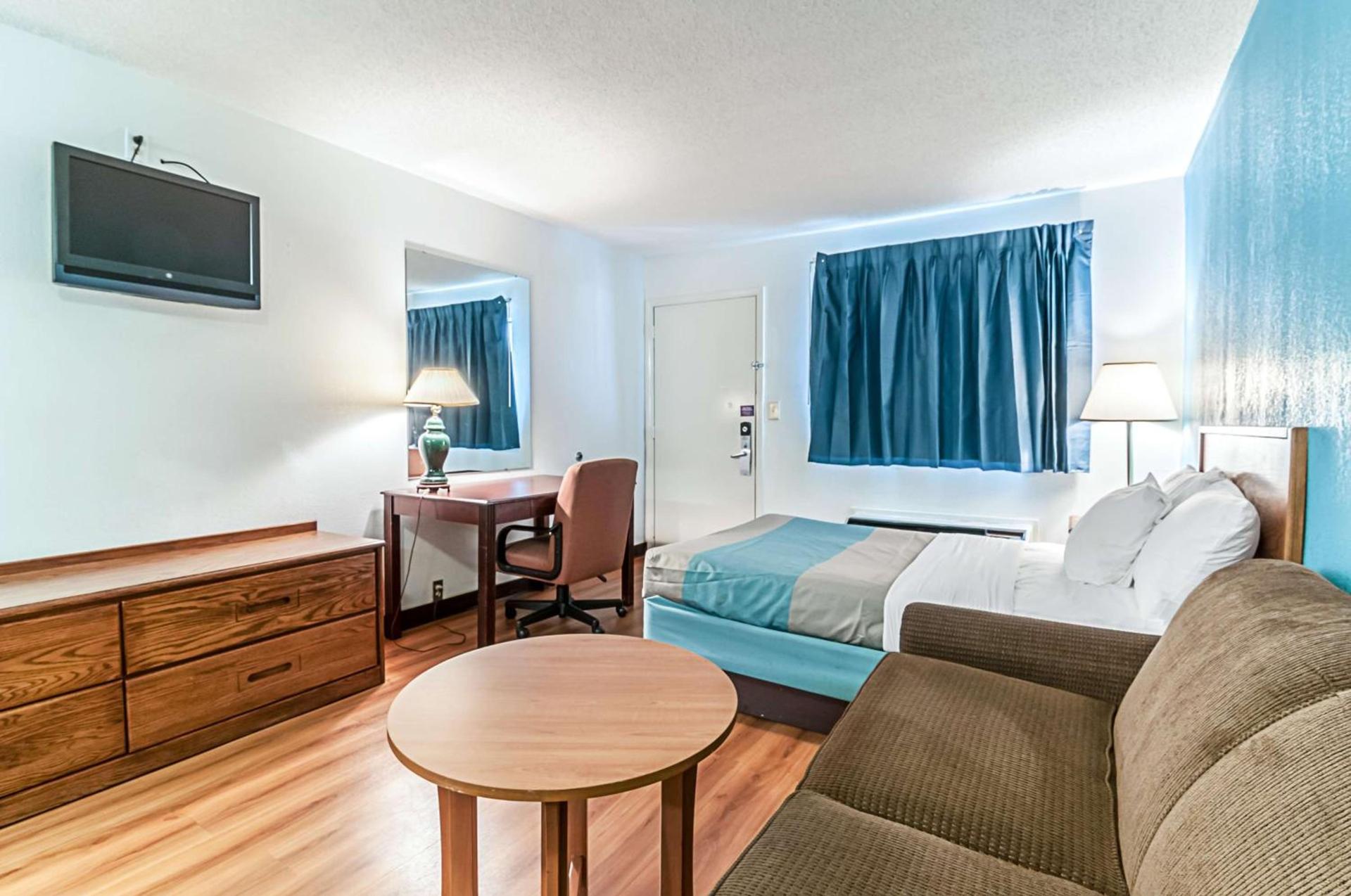 Motel 6-Southgate, MI - Detroit photo 66