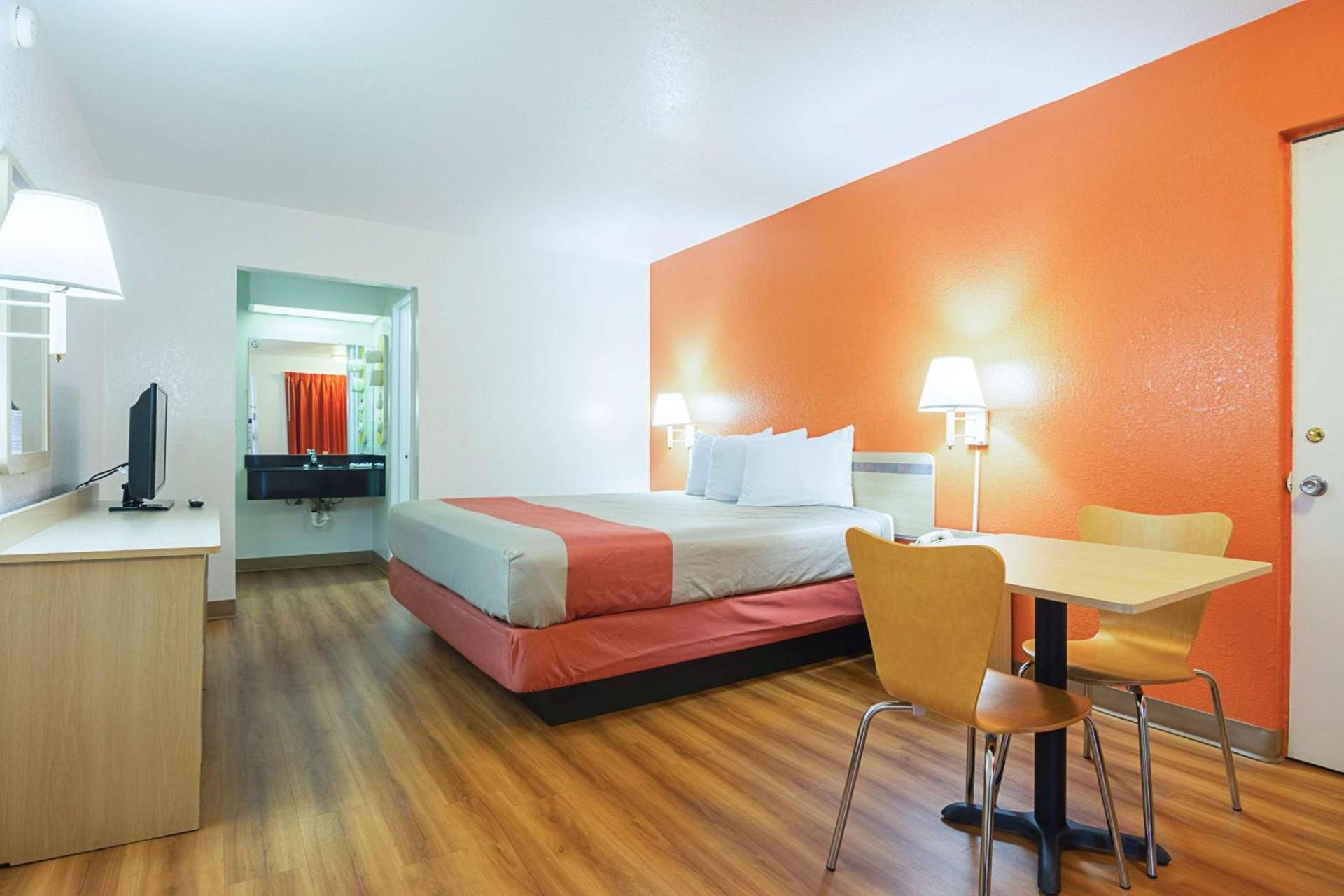 Motel 6-Gainesville, GA photo 68