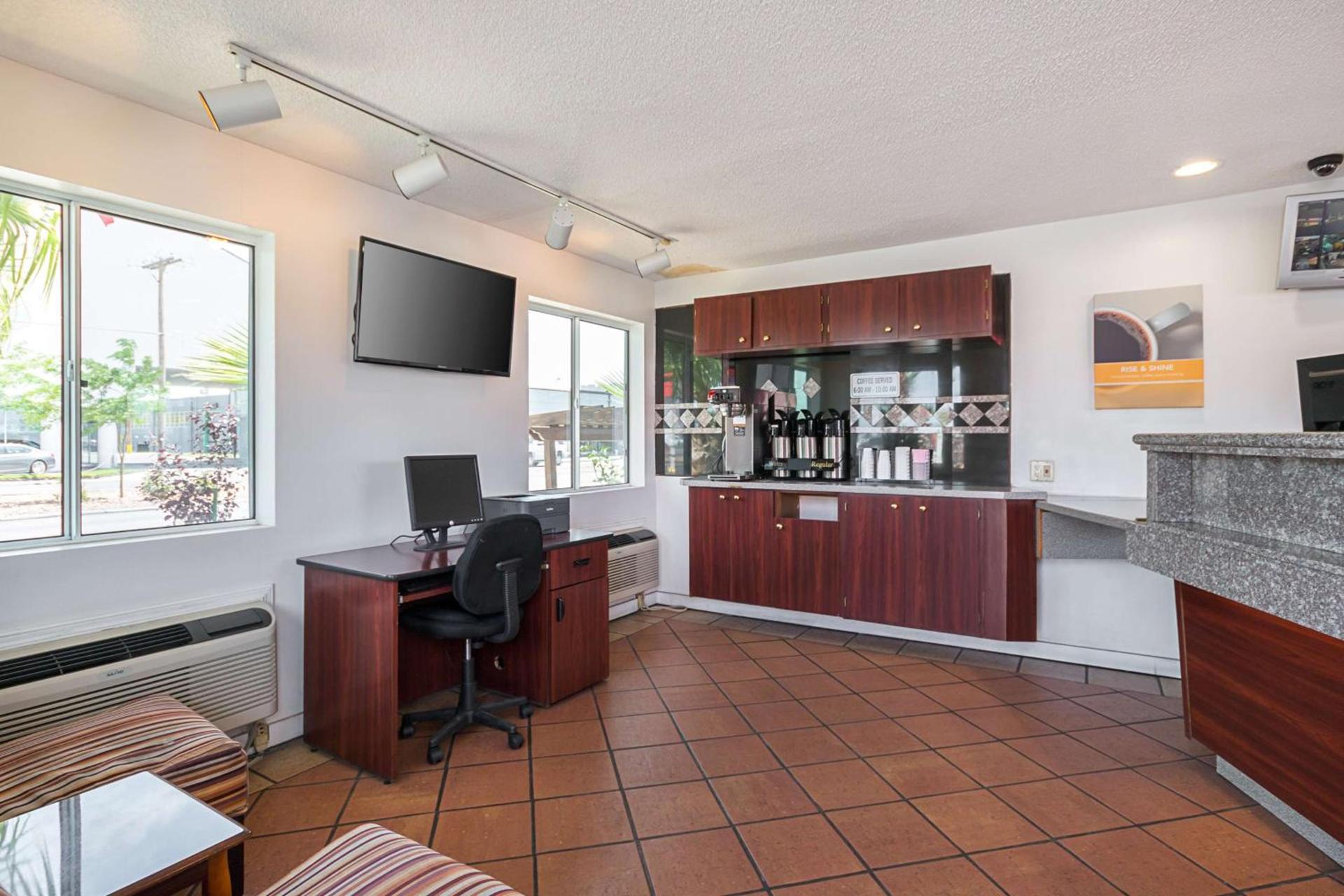 Motel 6-El Paso, TX - Airport - Fort Bliss photo 37