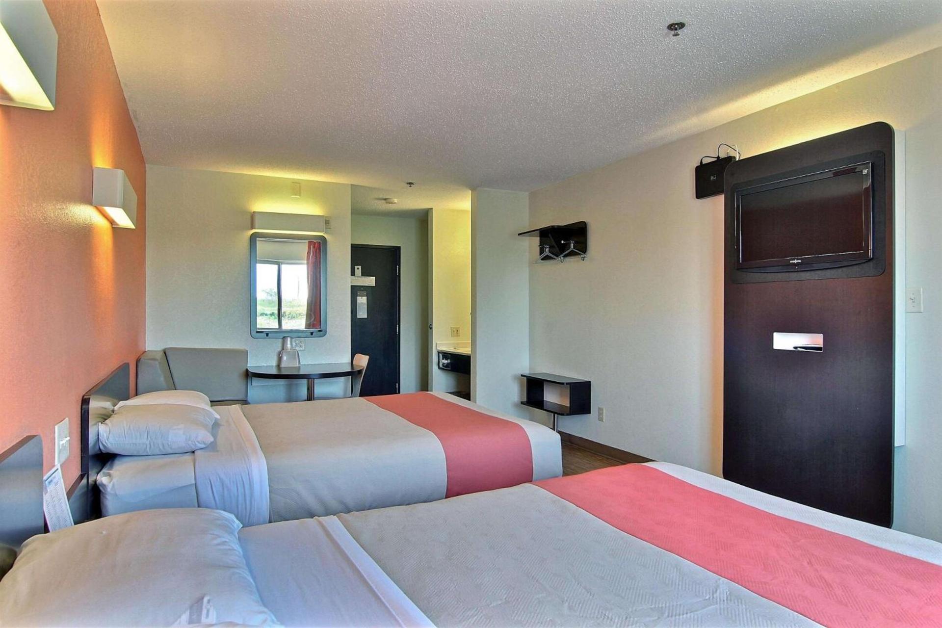 Motel 6-Gilman, IL photo 49
