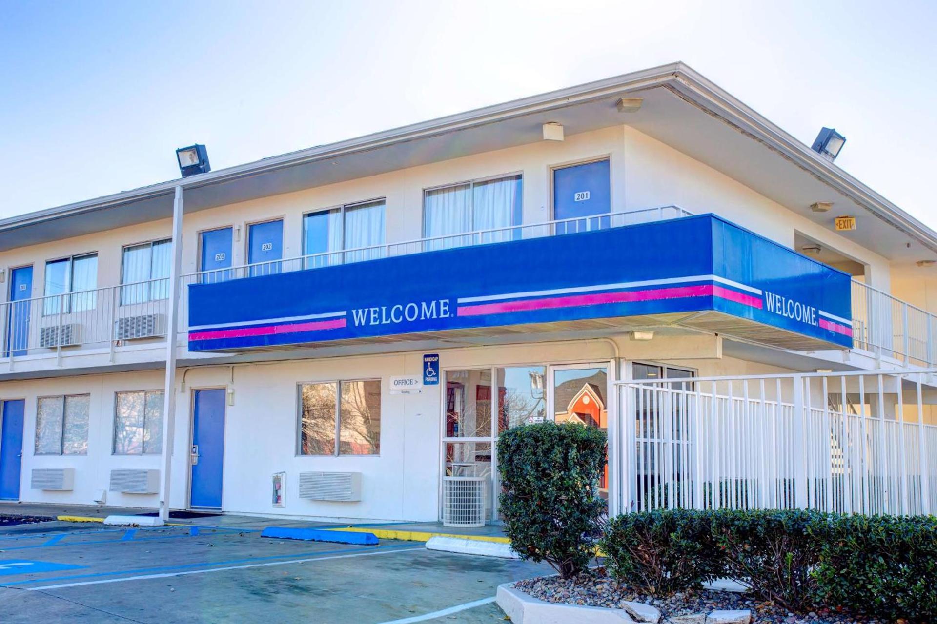 Motel 6-Murfreesboro, TN photo 1