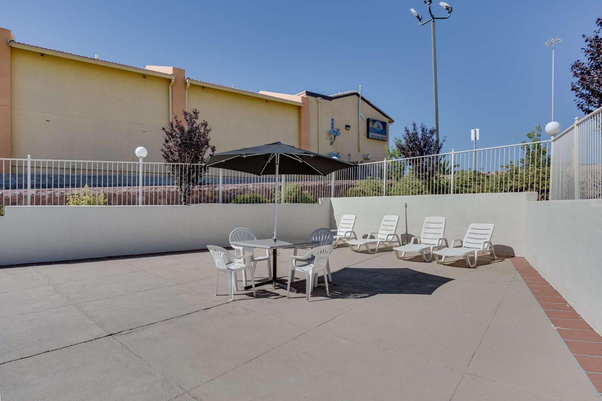 Motel 6-El Paso, TX - West photo 24
