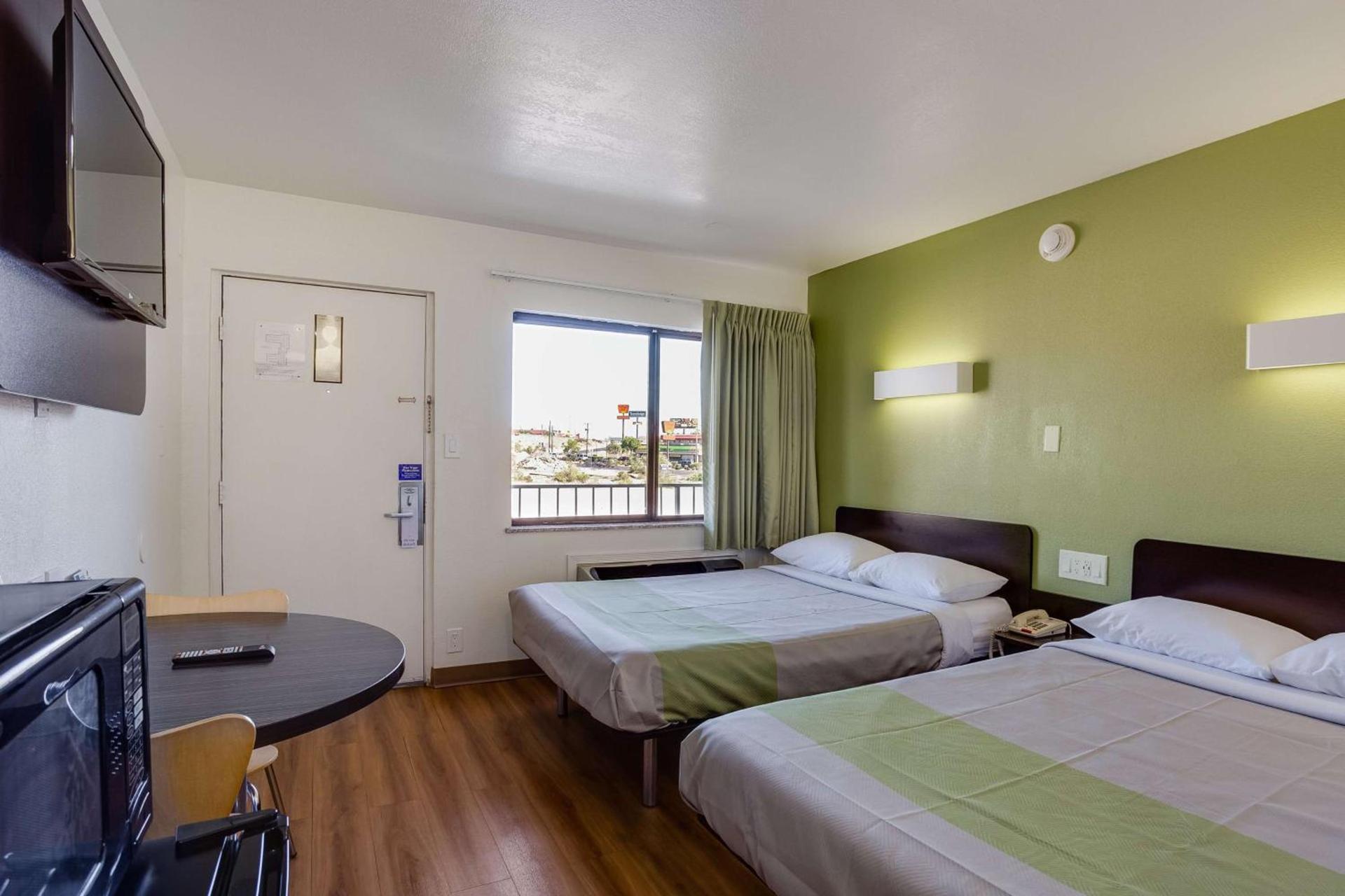 Motel 6-El Paso, TX - West photo 39