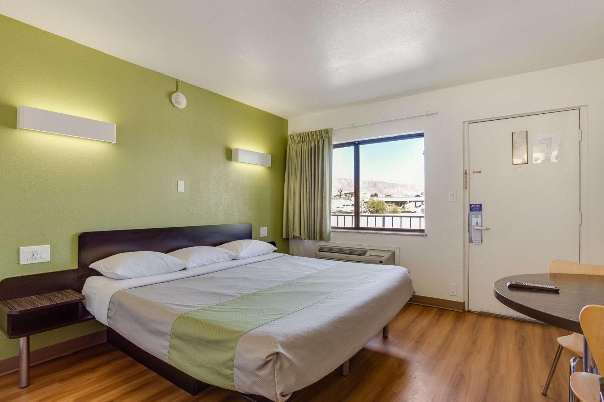 Motel 6-El Paso, TX - West photo 43