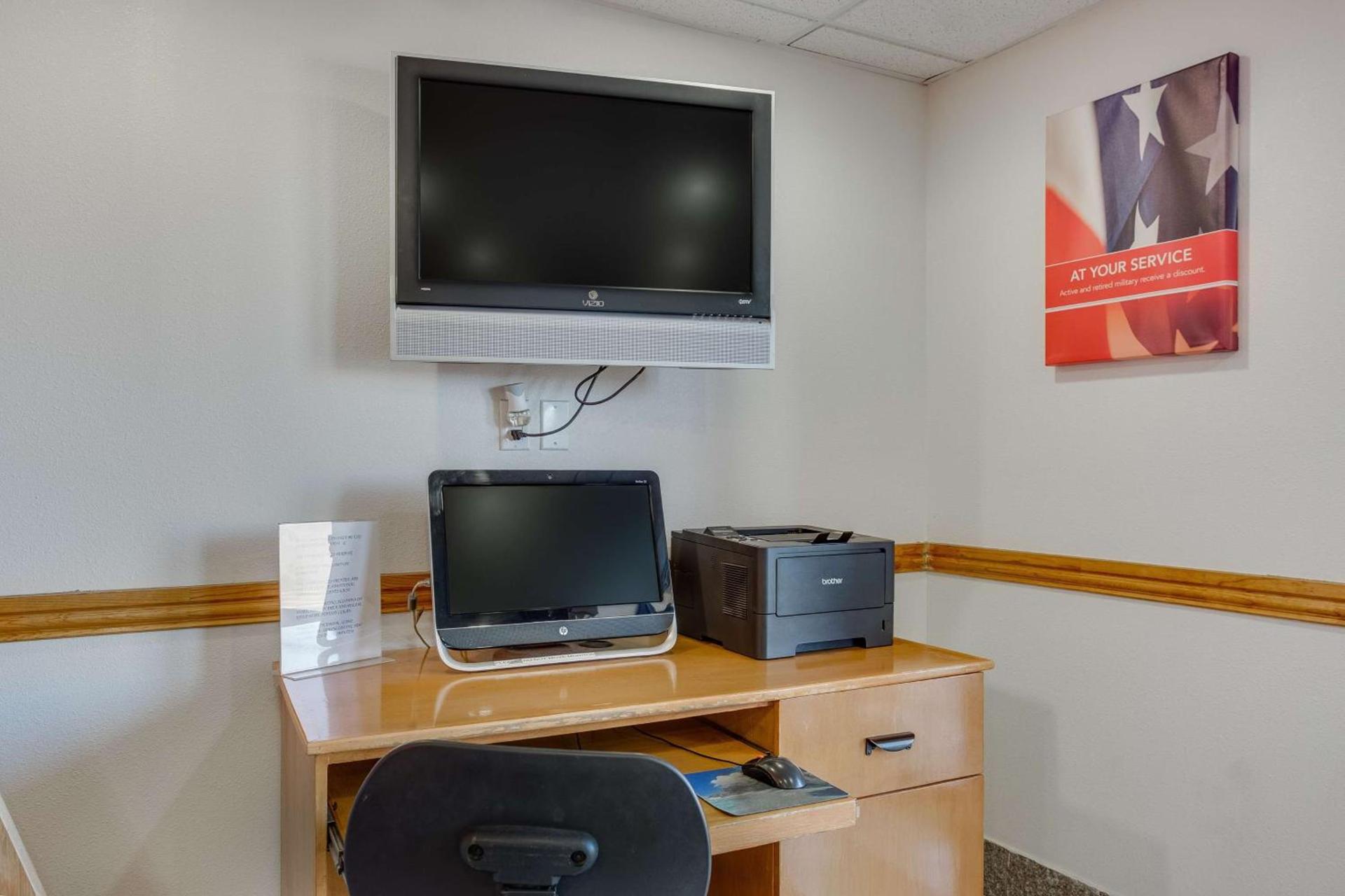 Motel 6-El Paso, TX - West photo 51