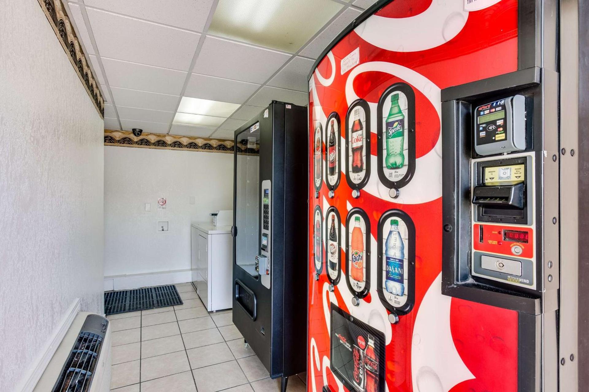 Motel 6-El Paso, TX - West photo 55