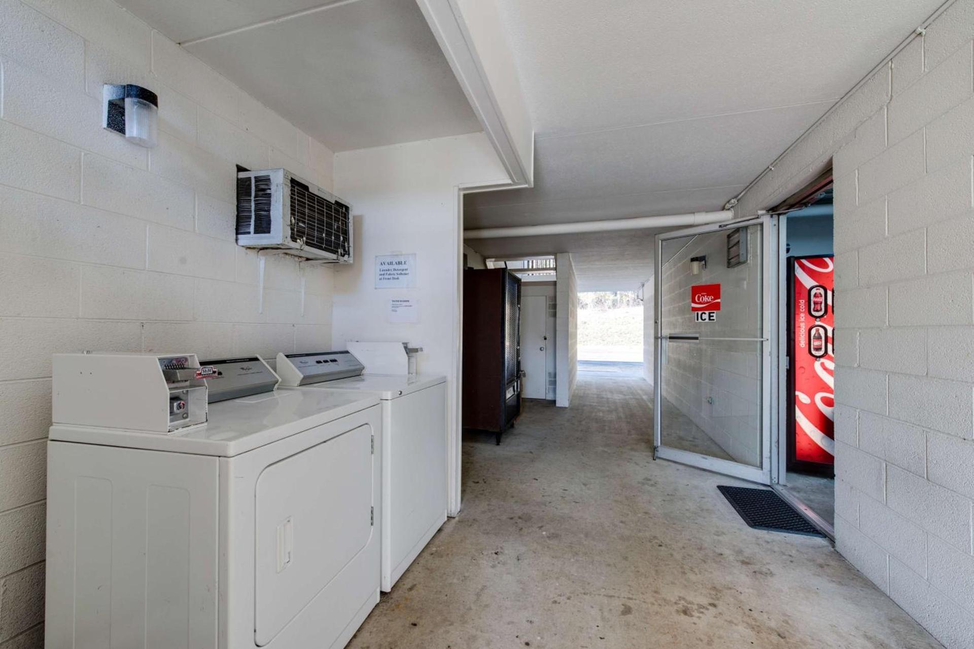 Motel 6-Kingston, TN photo 31