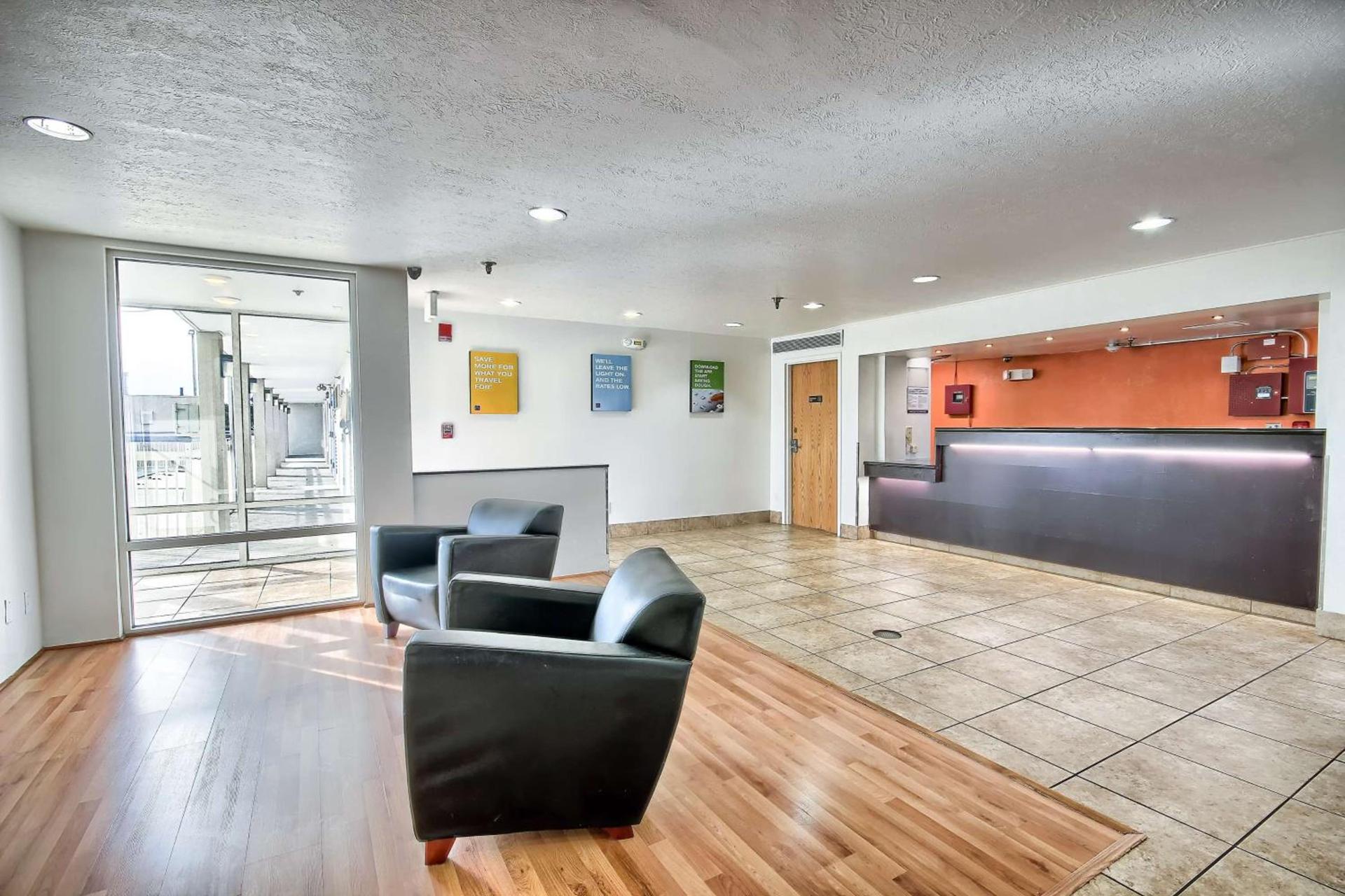 Motel 6-Columbus, OH - West photo 37