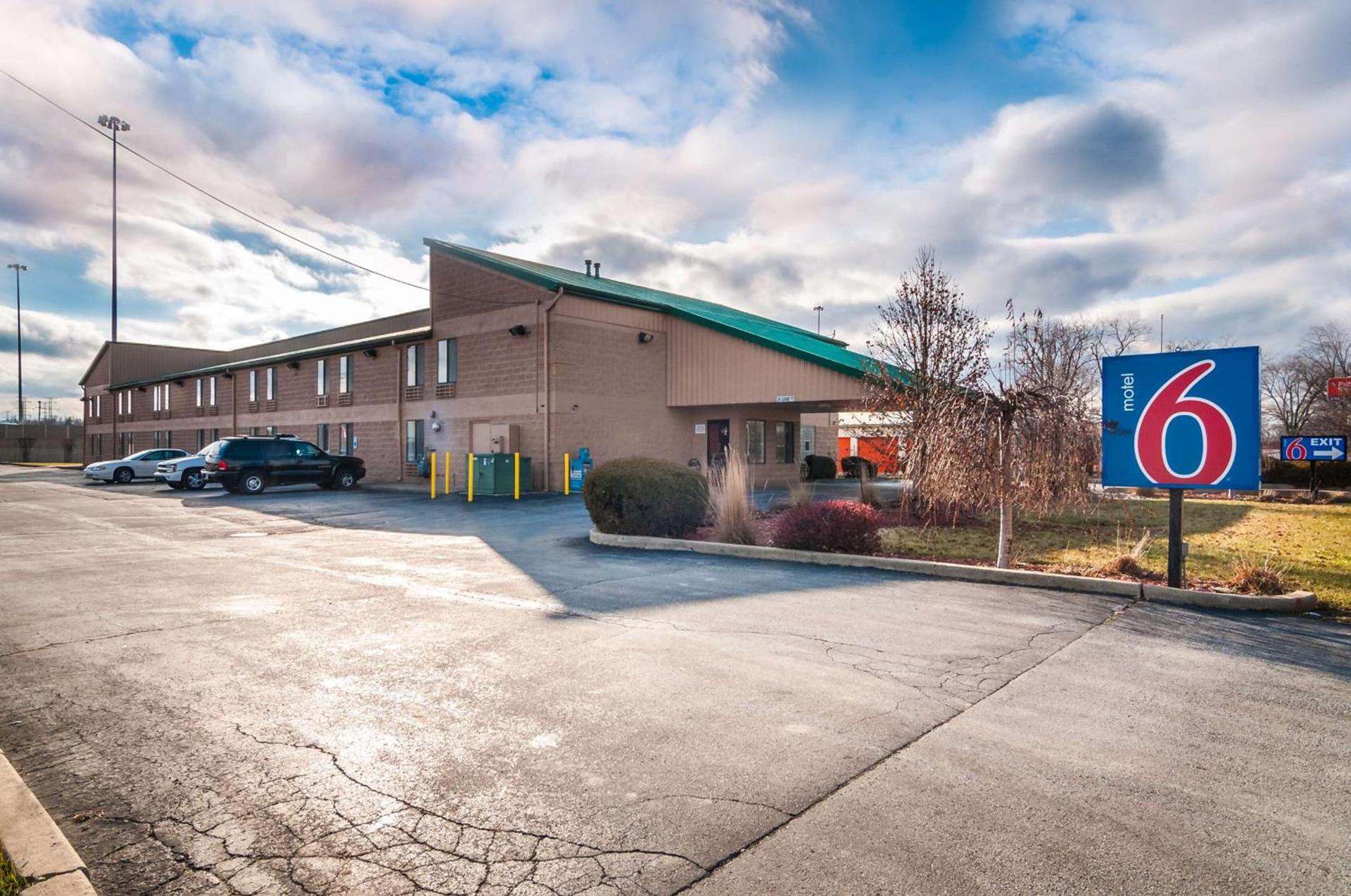 Motel 6-Lansing, IL - Chicago South — hotel in Lansing