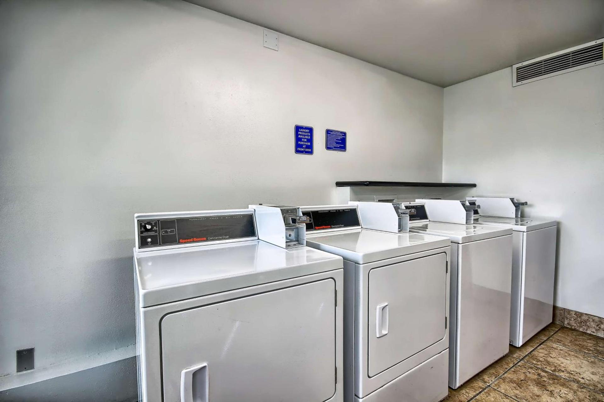 Motel 6-Columbus, OH - West photo 59