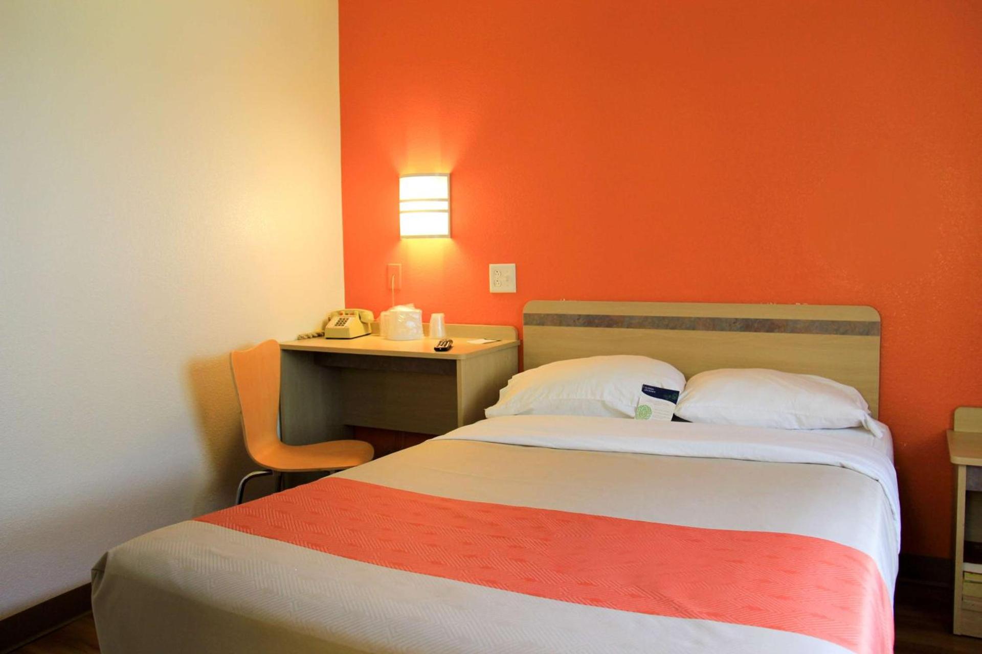 Motel 6-Enfield, CT - Hartford photo 36