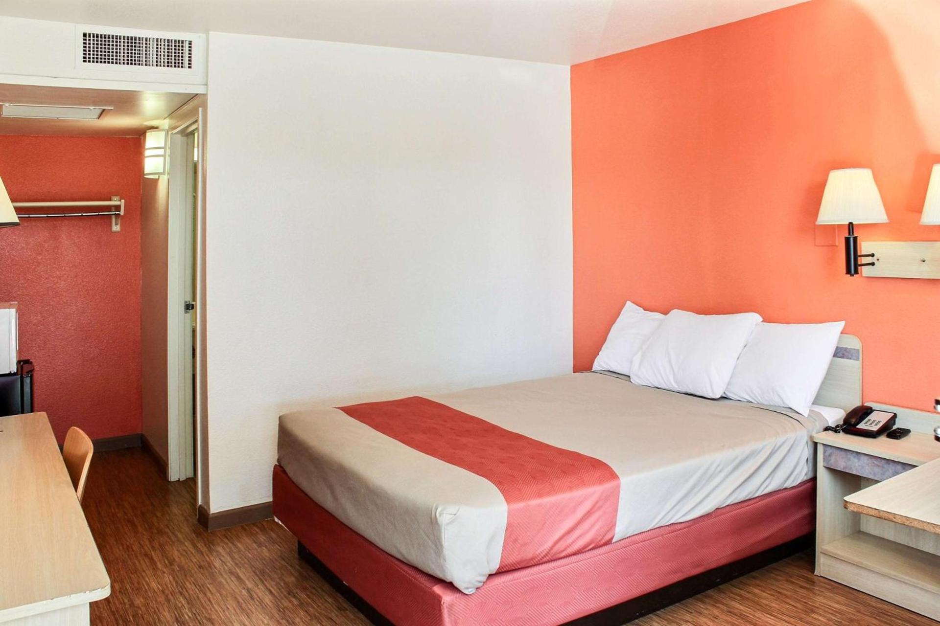 Motel 6-King City, CA photo 54