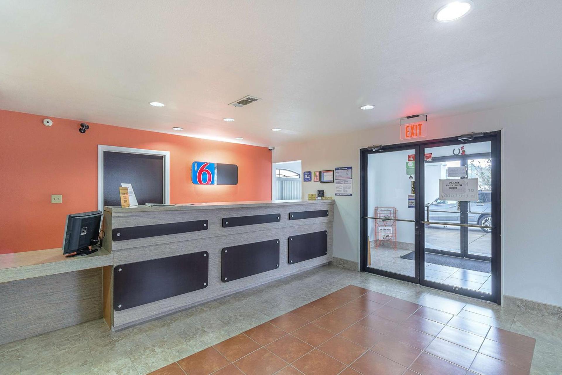 Motel 6-Canton, TX photo 34