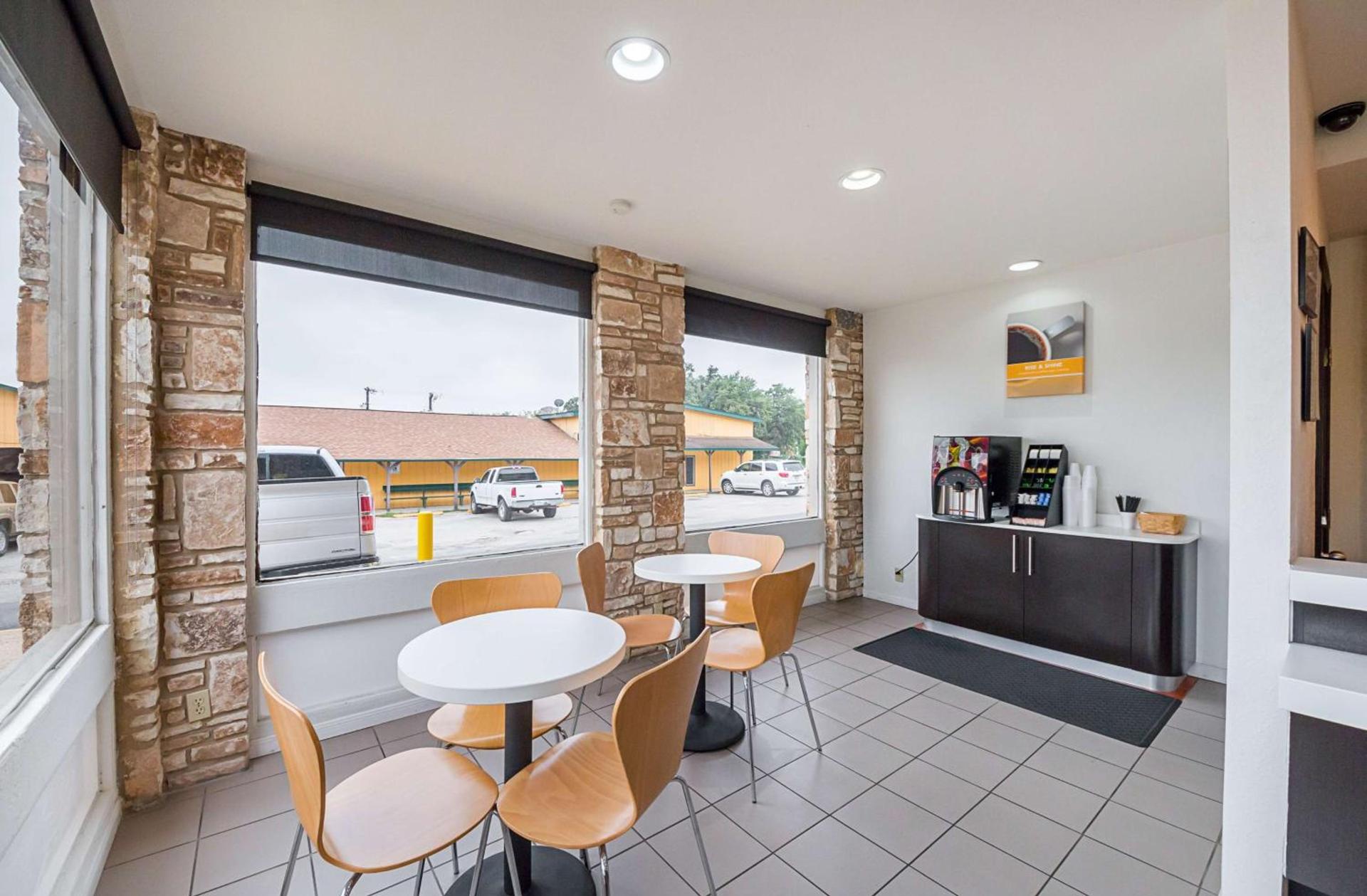 Motel 6 Boerne TX photo 52