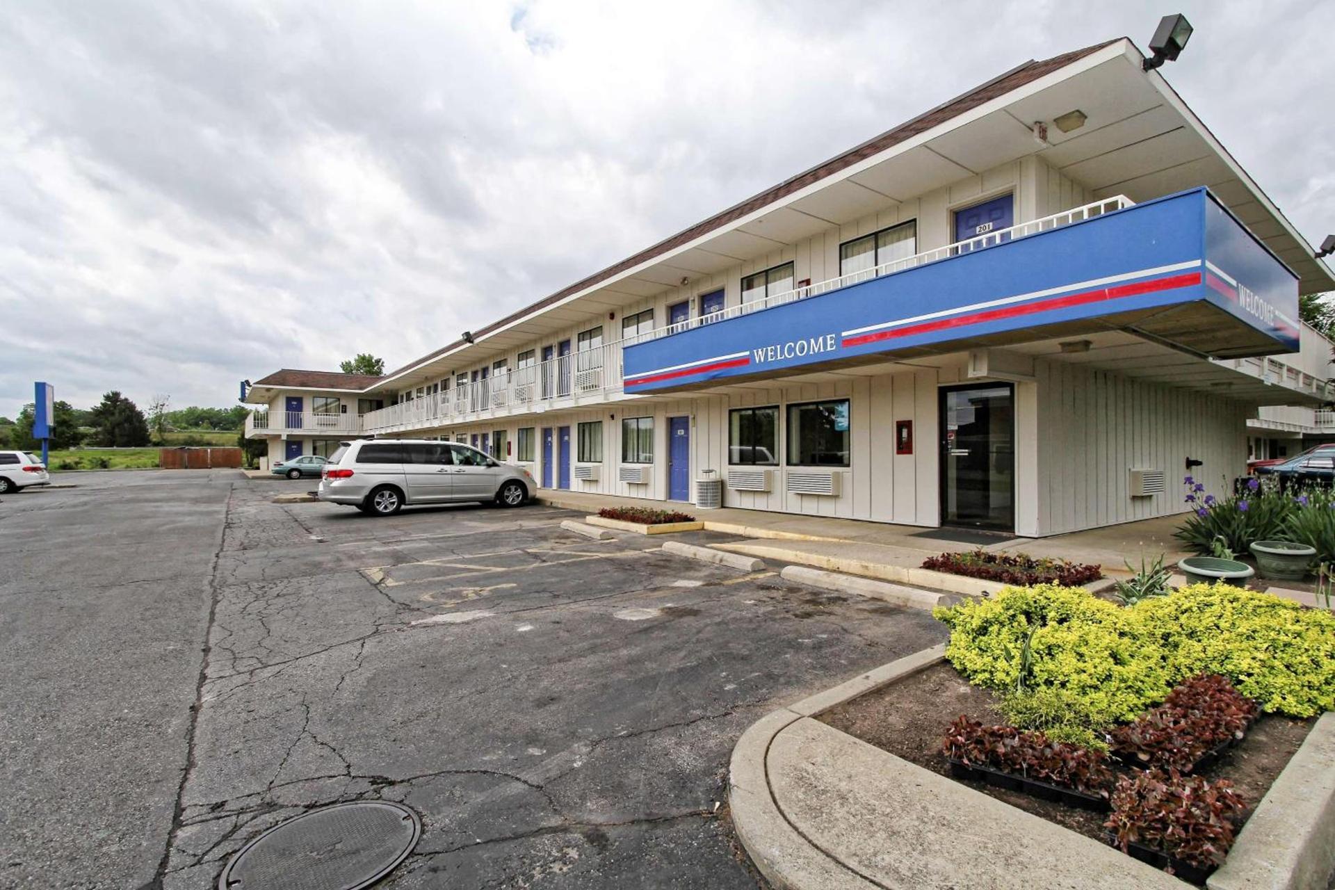 Motel 6-Amherst, OH - Cleveland West - Lorain photo 4