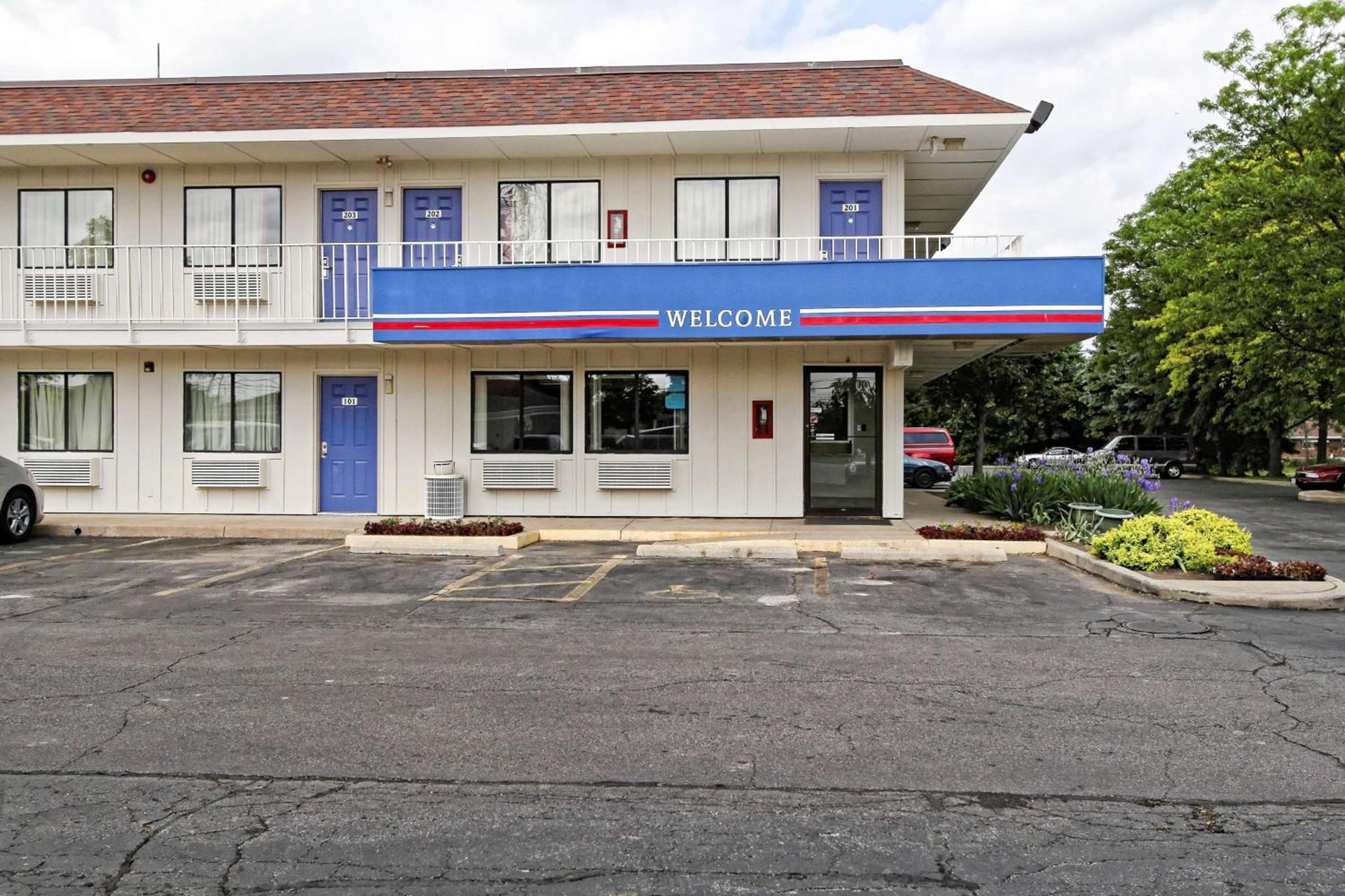 Motel 6-Amherst, OH - Cleveland West - Lorain photo 5