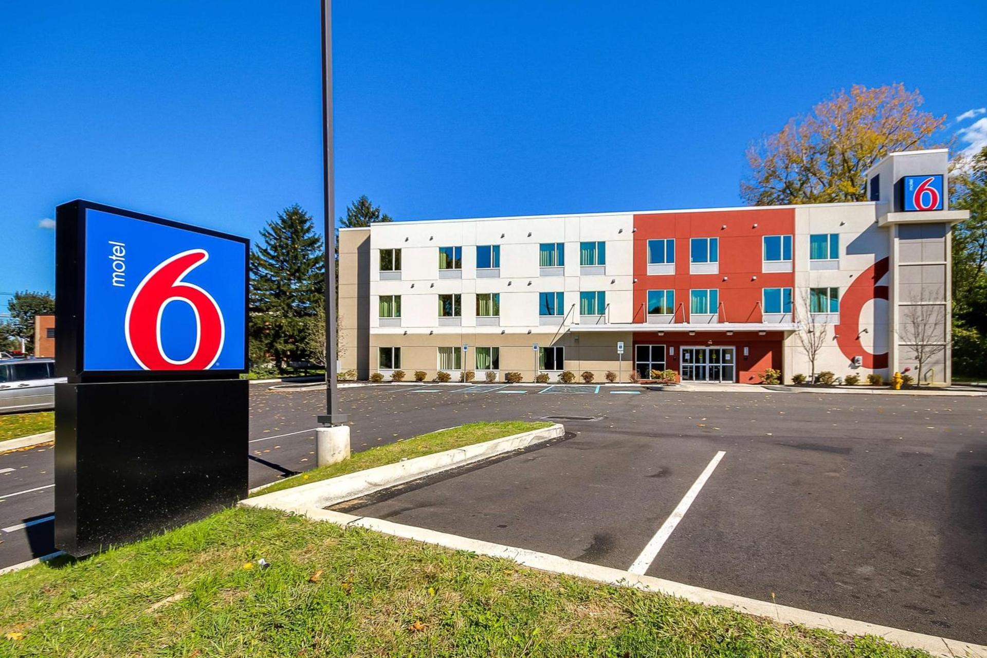 Motel 6-Allentown, PA photo 64