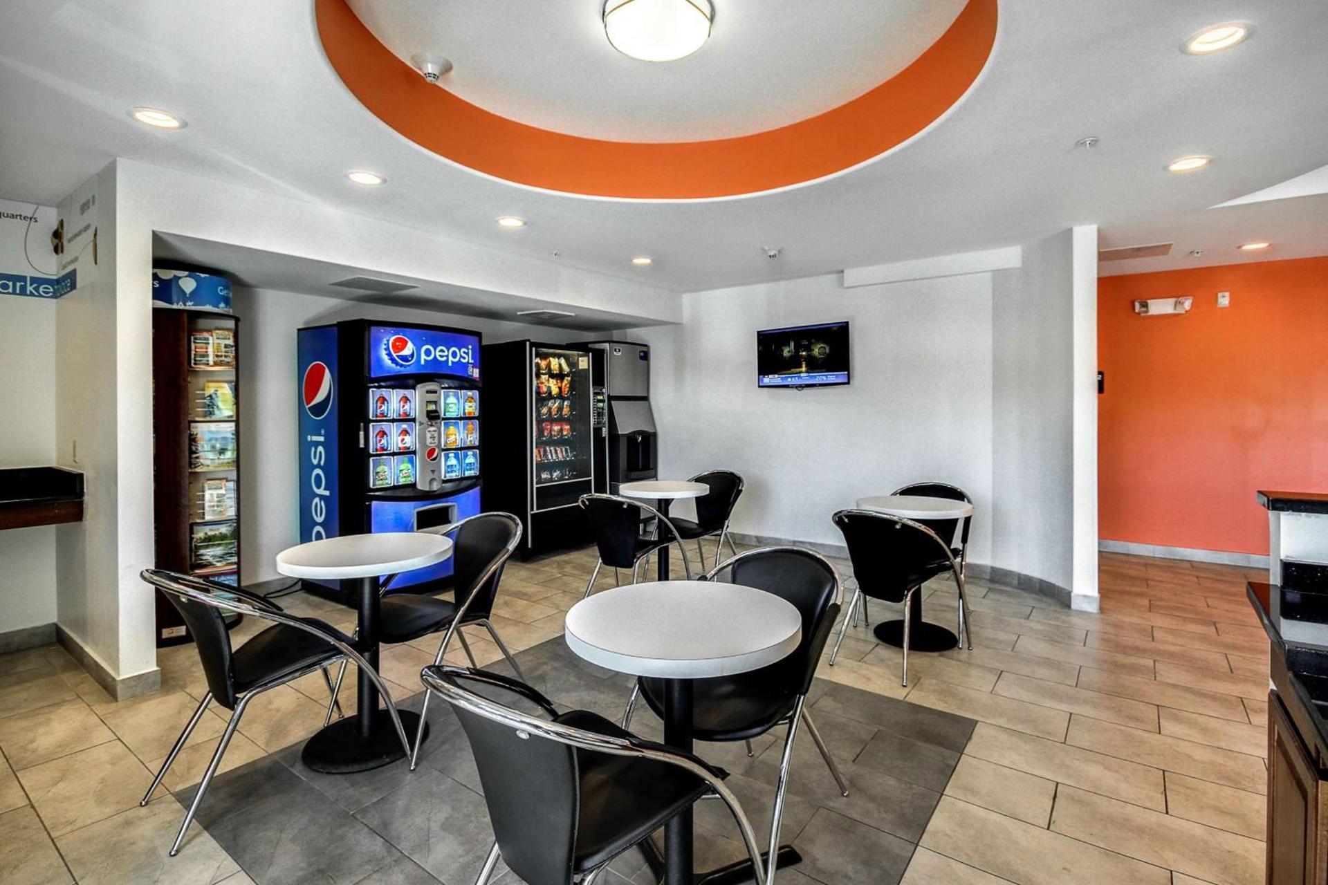 Motel 6-Allentown, PA photo 36