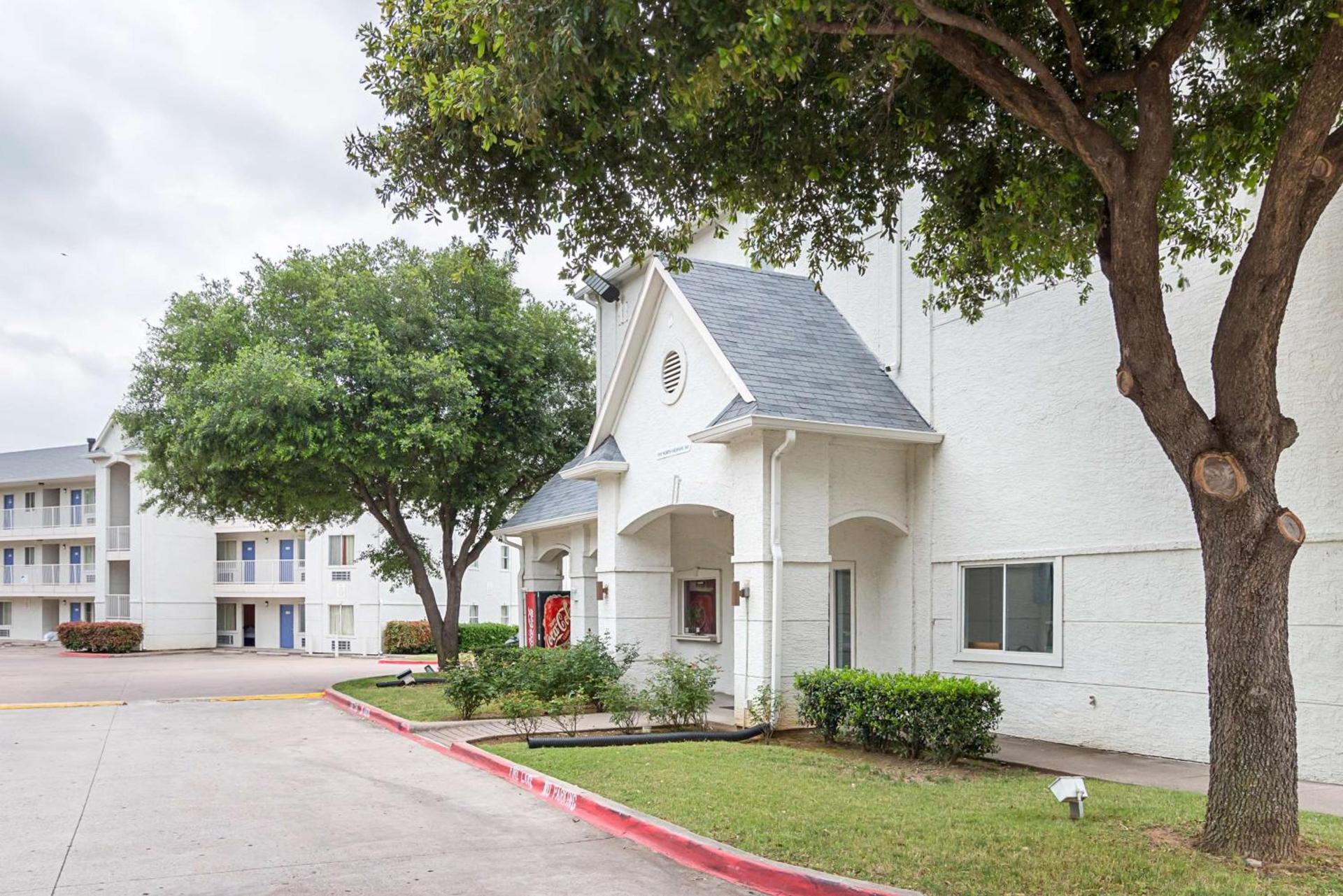 Motel 6-Grand Prairie, TX - Near Six Flags Drive photo 51