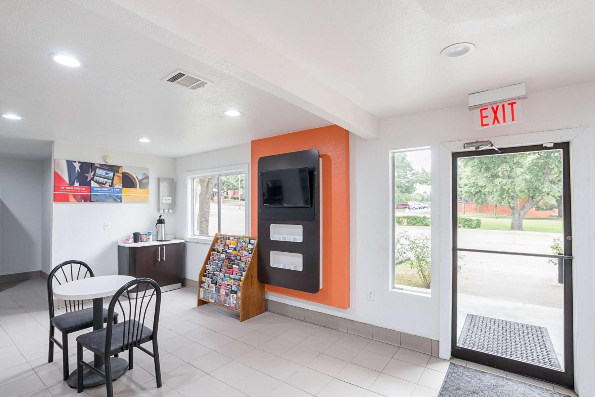 Motel 6-Grand Prairie, TX - Near Six Flags Drive photo 50