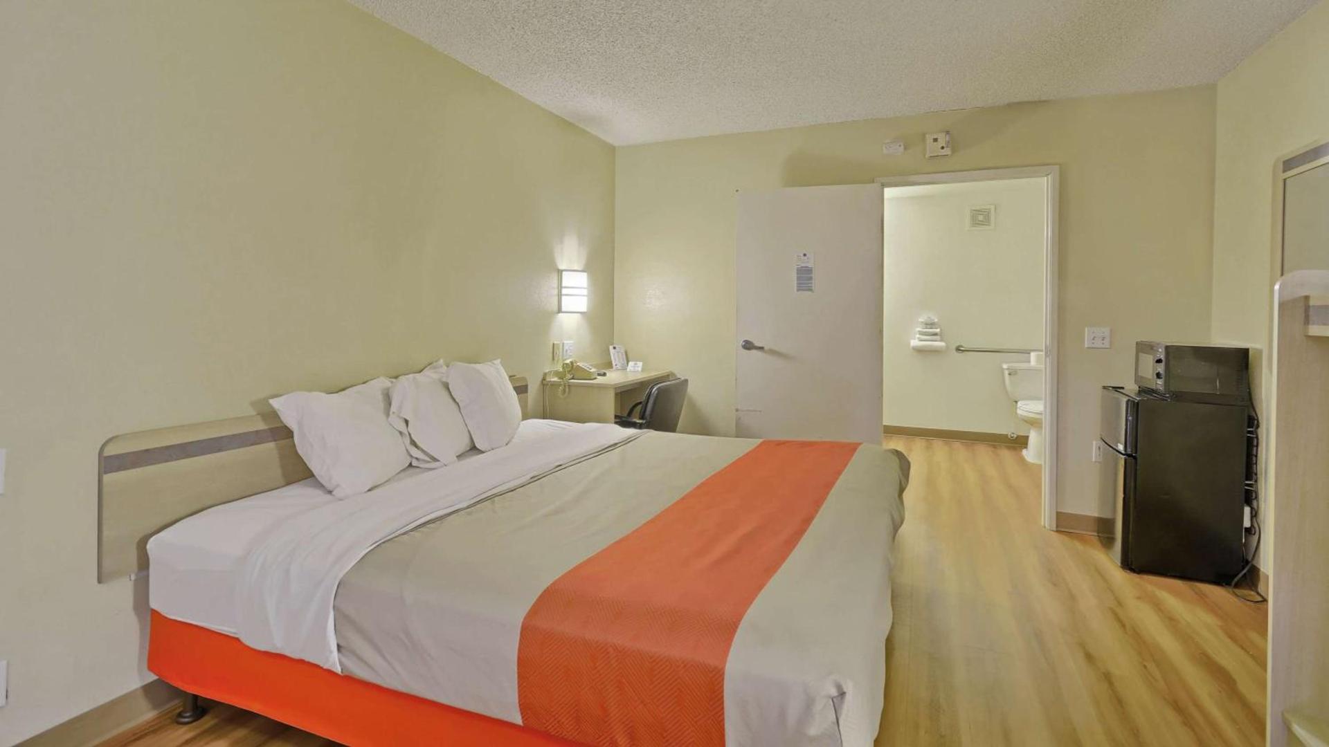 Motel 6-Maple Shade Township, NJ - Philadelphia - Mt Laurel photo 22