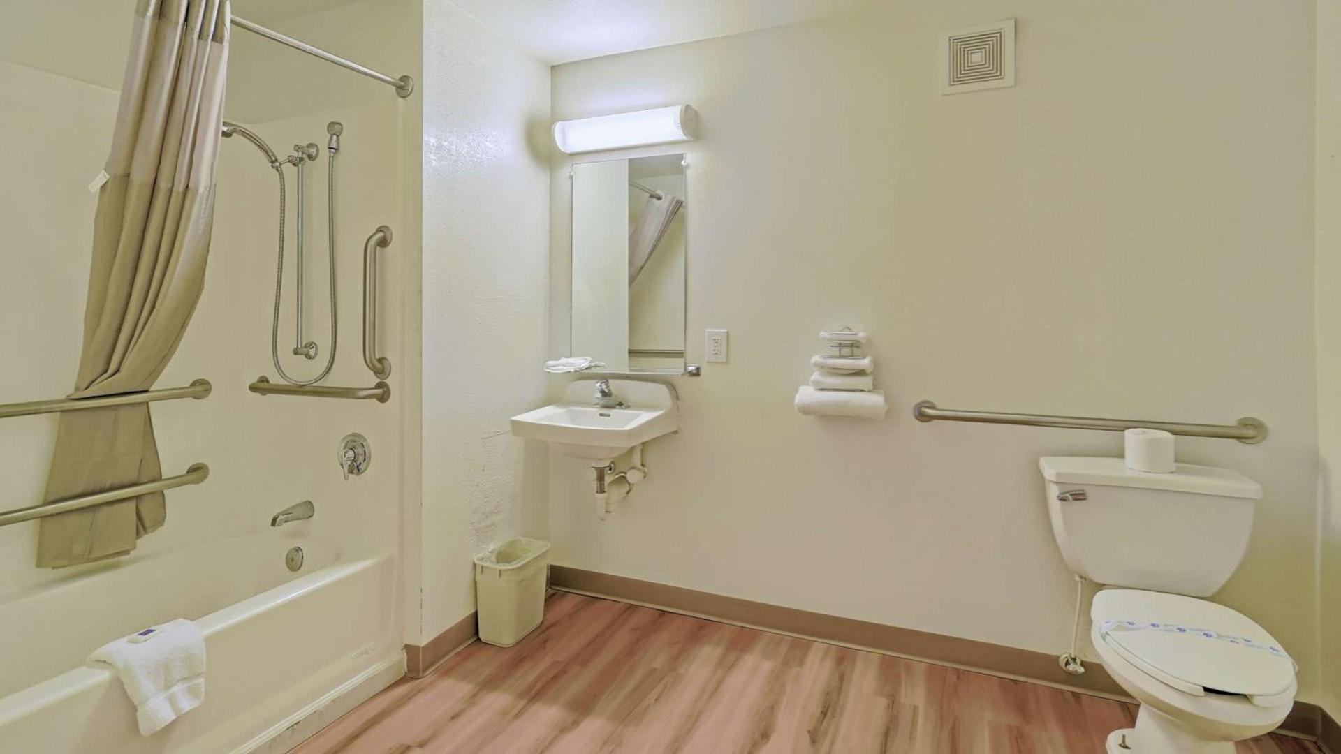 Motel 6-Maple Shade Township, NJ - Philadelphia - Mt Laurel photo 21