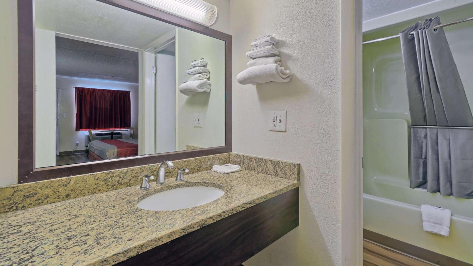 Motel 6-Maple Shade Township, NJ - Philadelphia - Mt Laurel photo 20